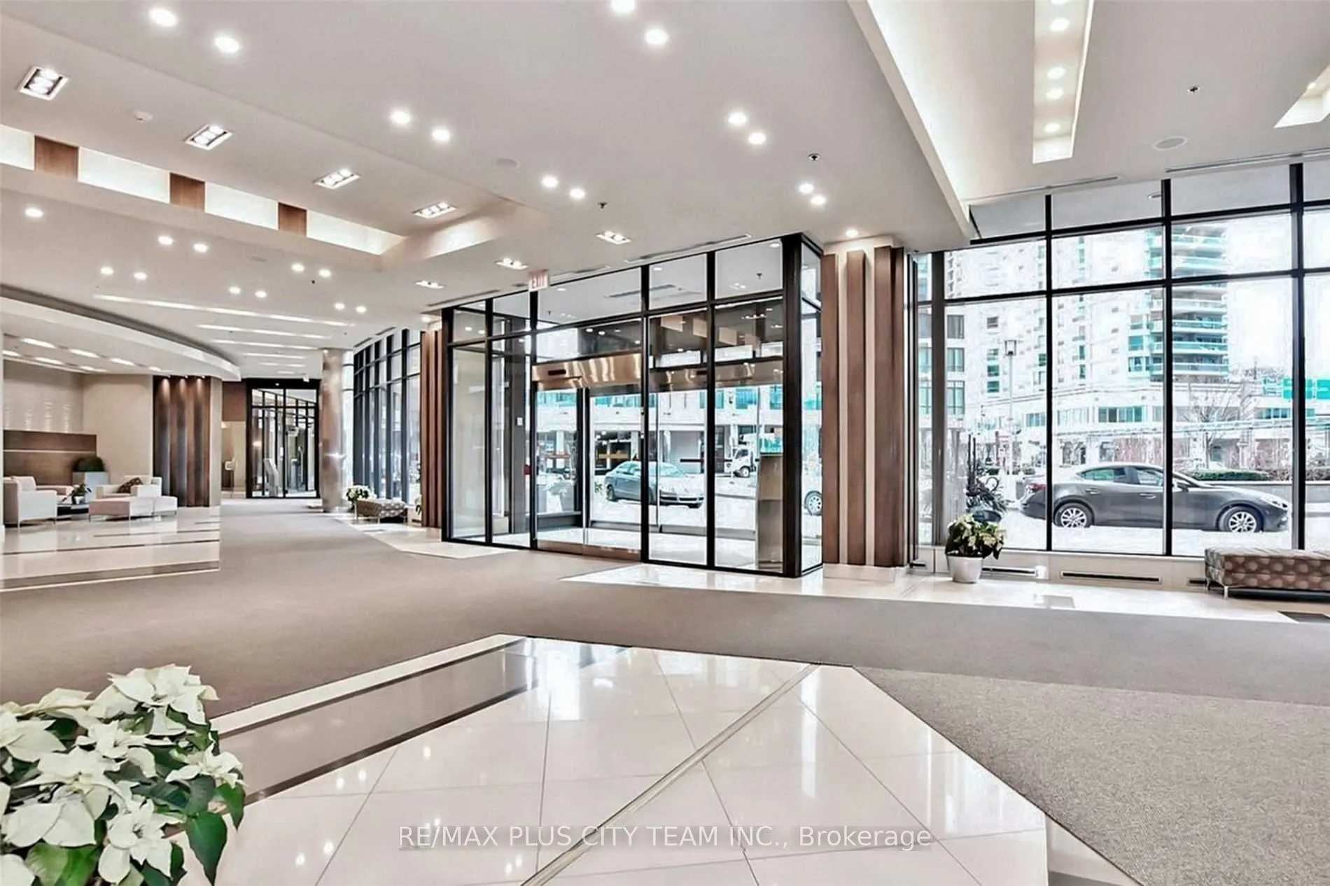 33 Bay Street #5005