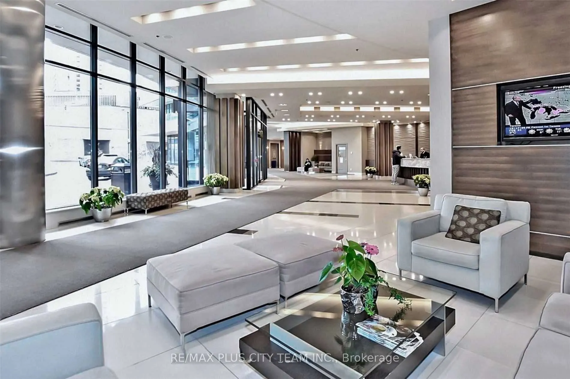33 Bay Street #5005