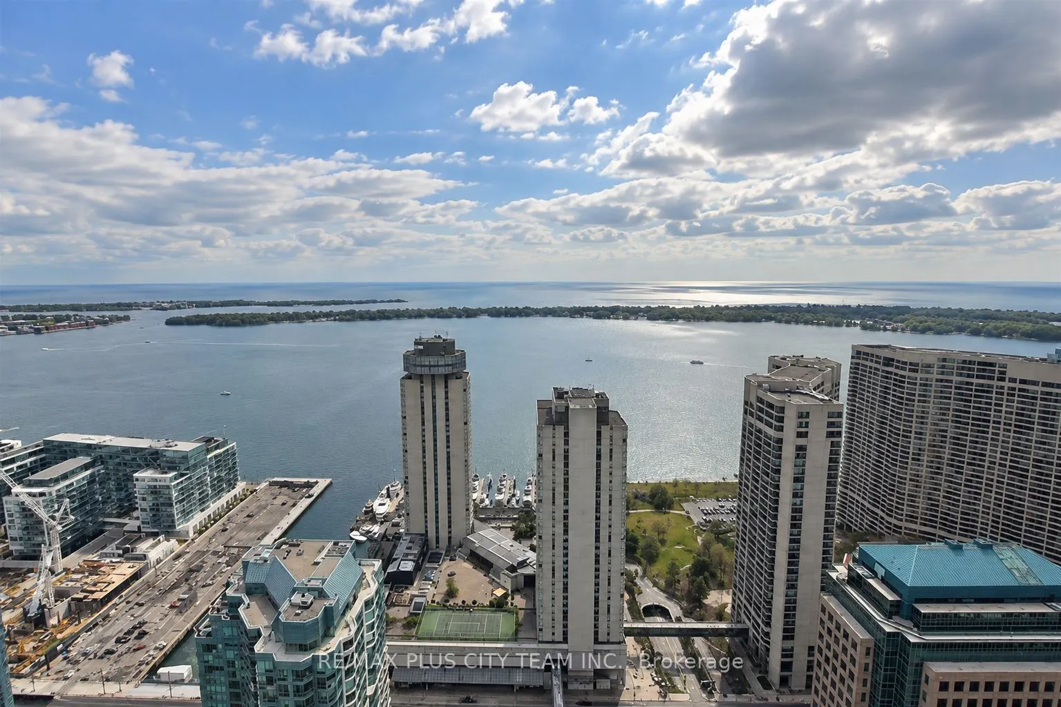 33 Bay Street #5005