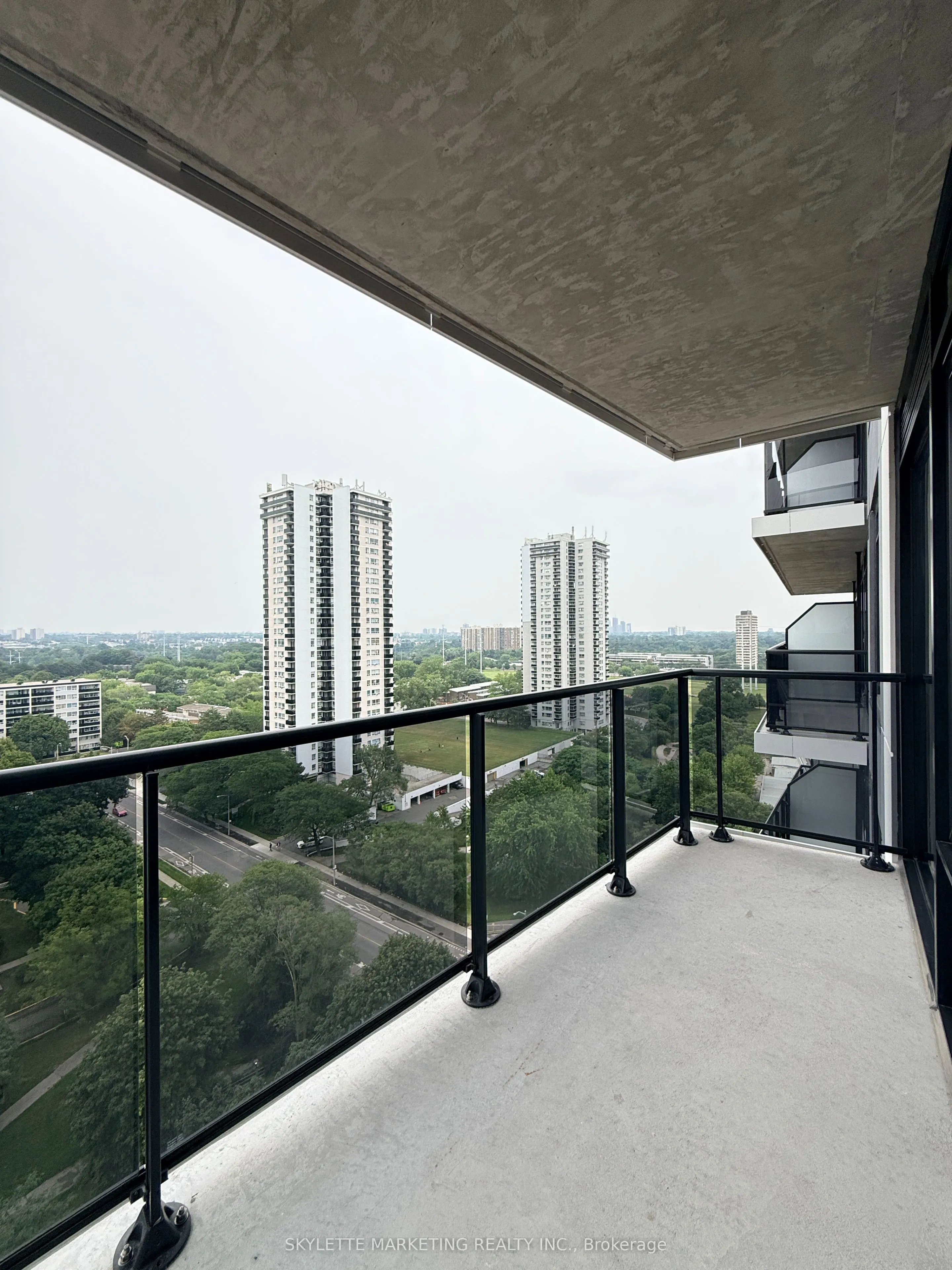 15 David Salomon Drive #1405