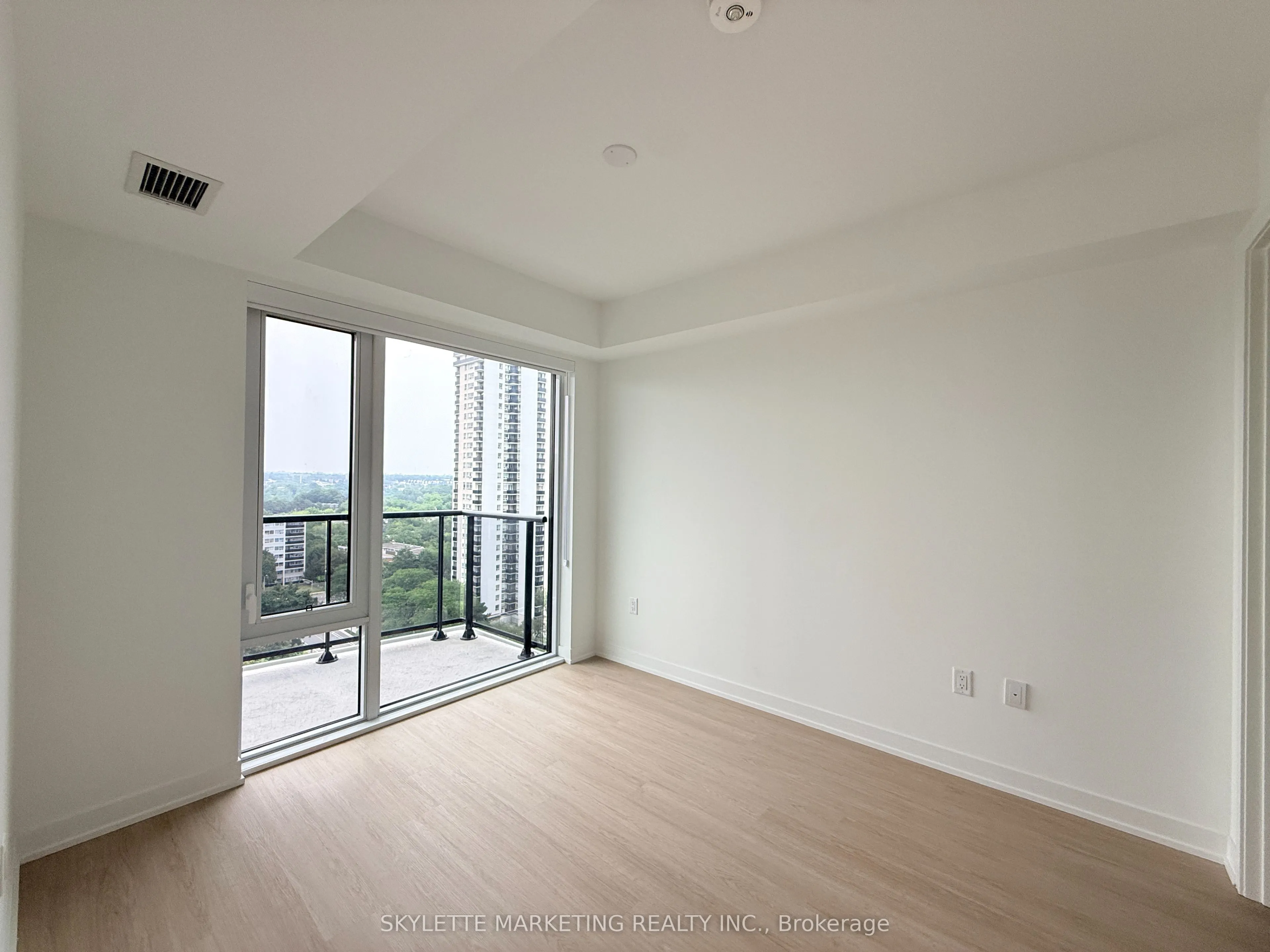 15 David Salomon Drive #1405