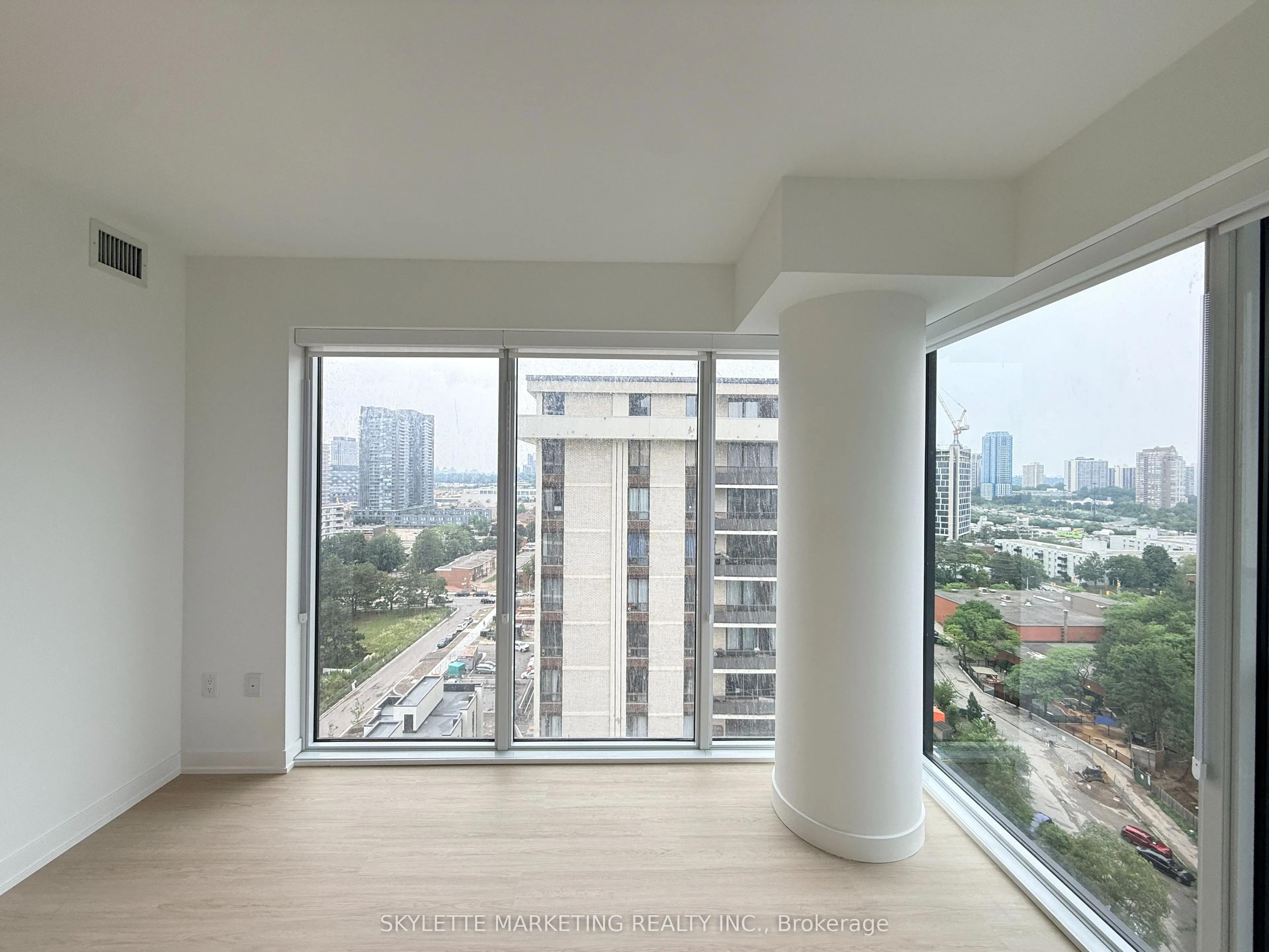 15 David Salomon Drive #1405