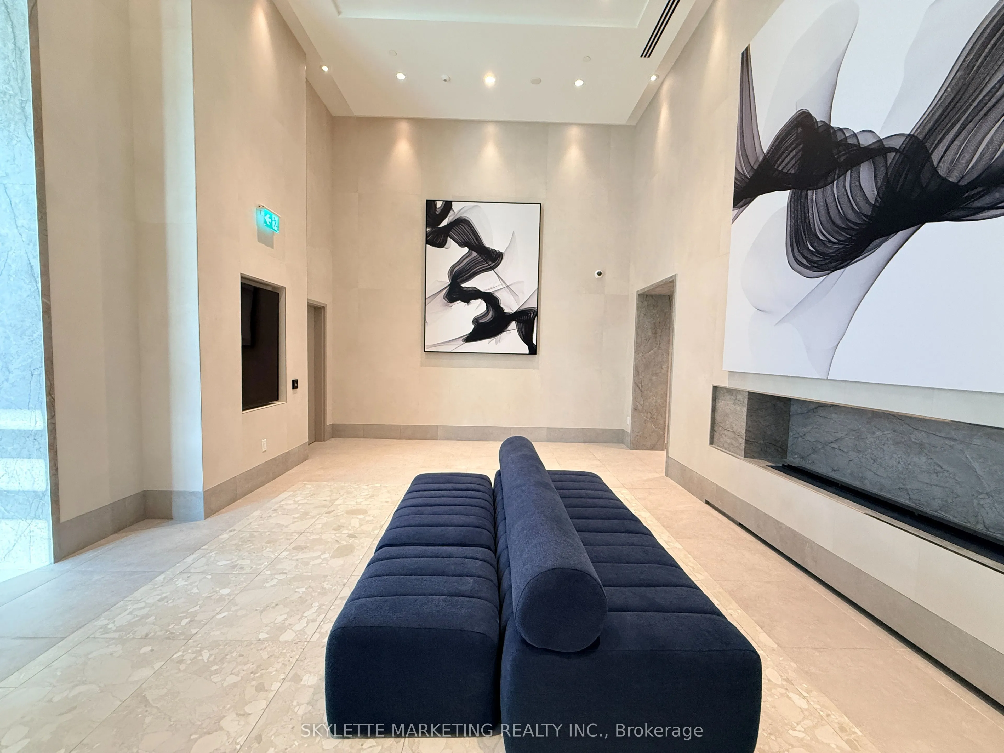 15 David Salomon Drive #1405