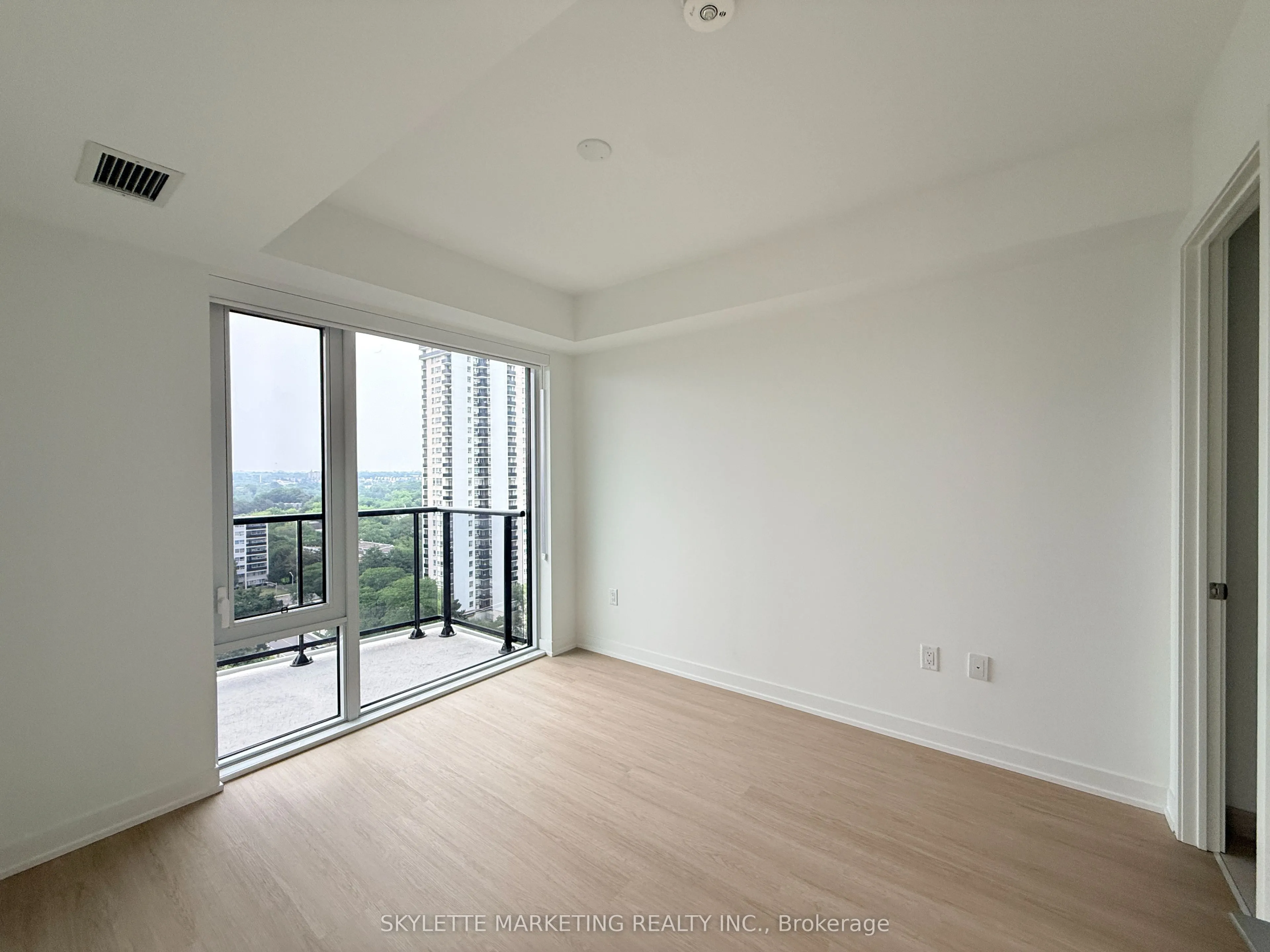 15 David Salomon Drive #1405