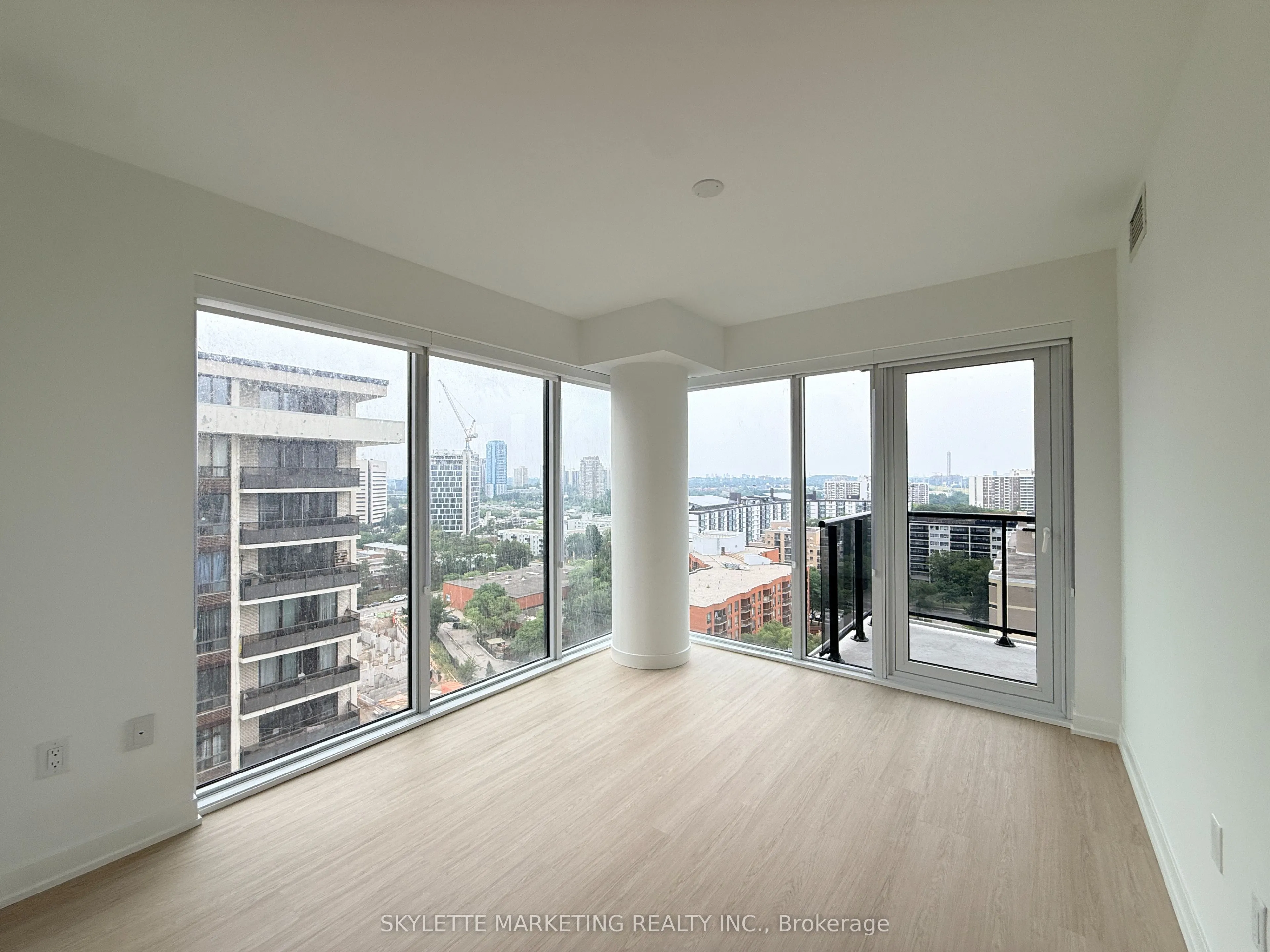 15 David Salomon Drive #1405