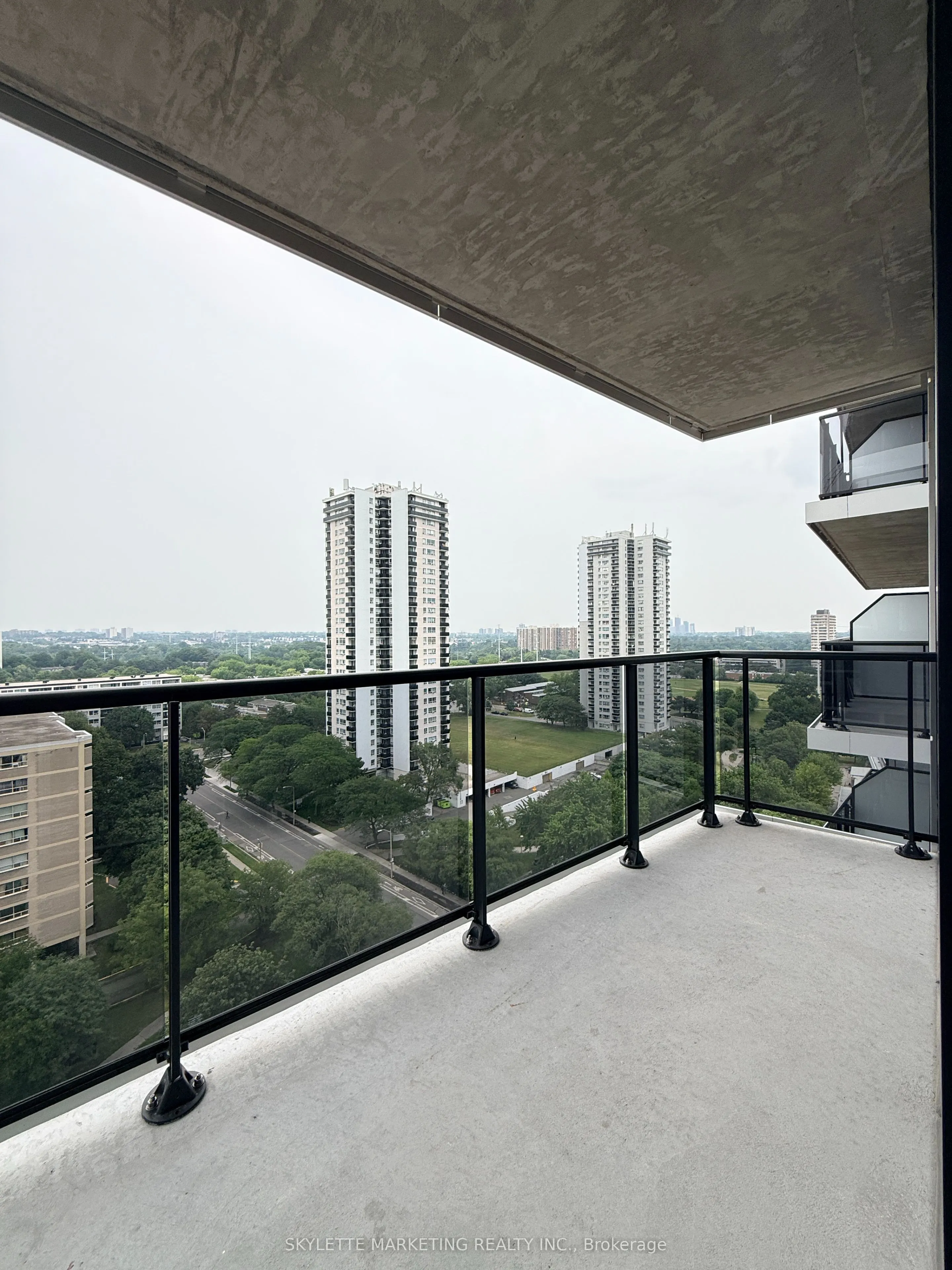 15 David Salomon Drive #1405