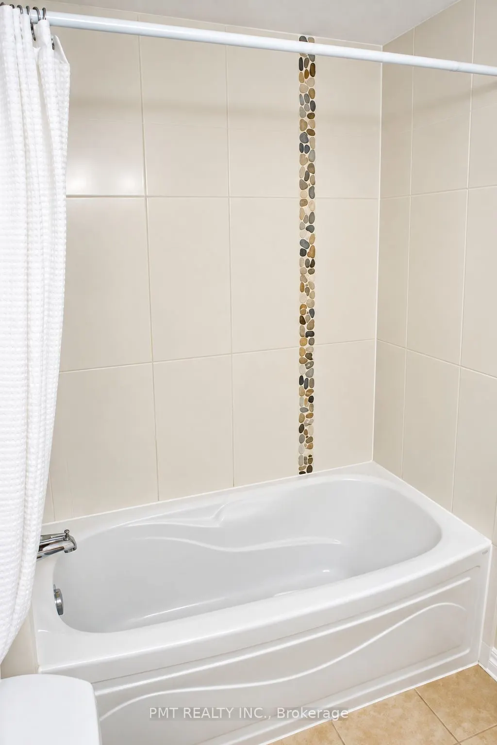 12 Yonge Street #408