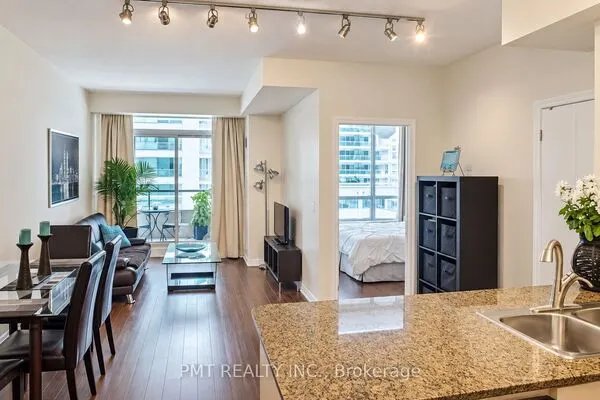 12 Yonge Street #408