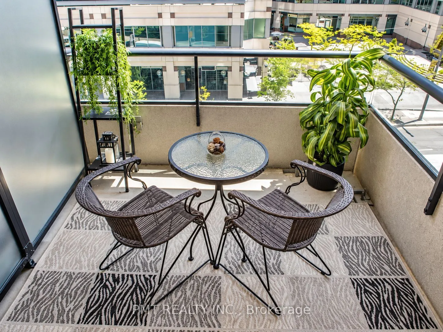 12 Yonge Street #408