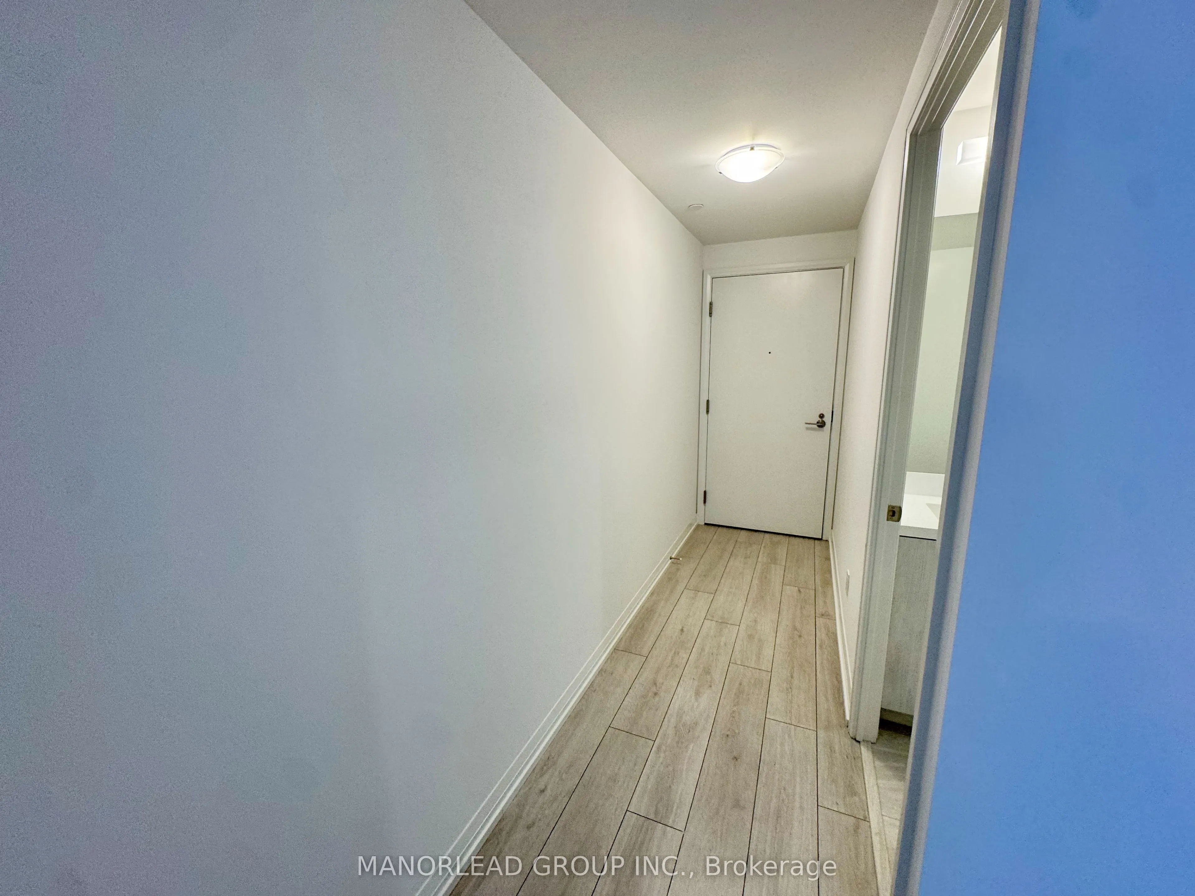 400 King Street W #3016
