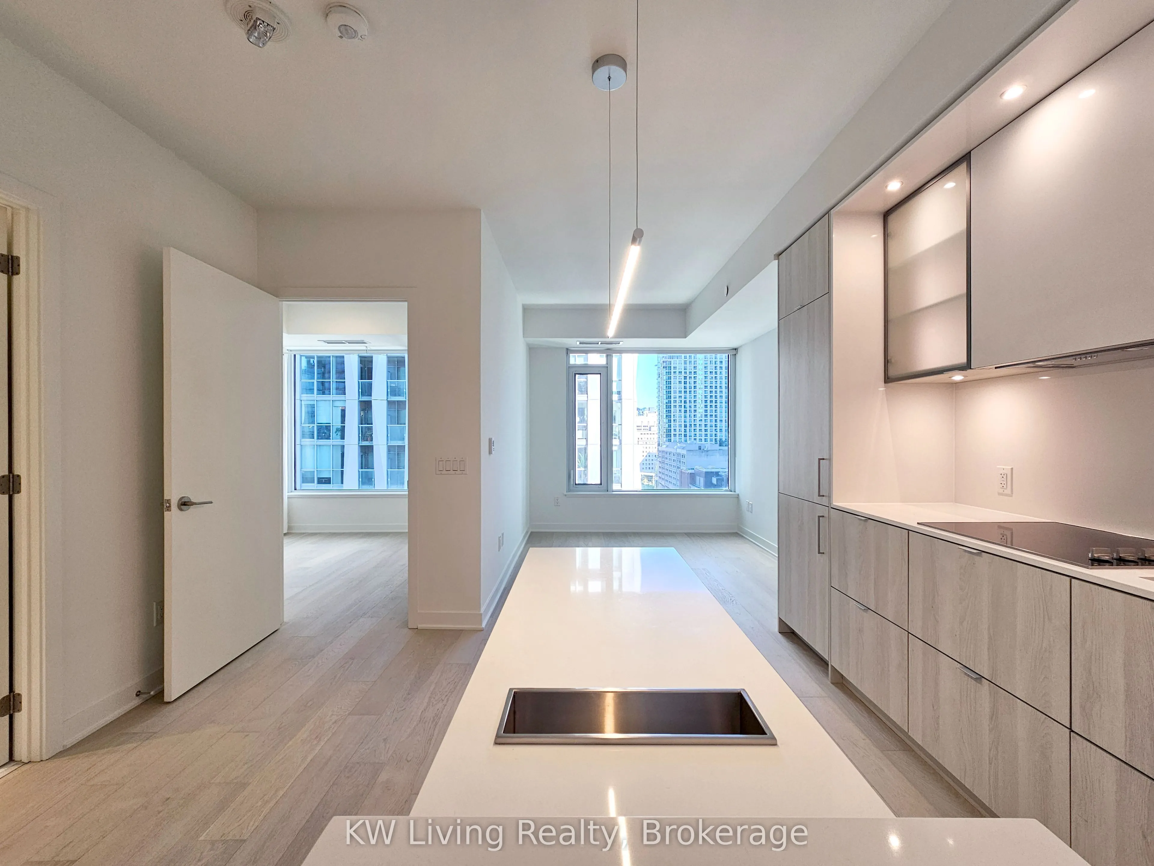 11 Yorkville Avenue #1309
