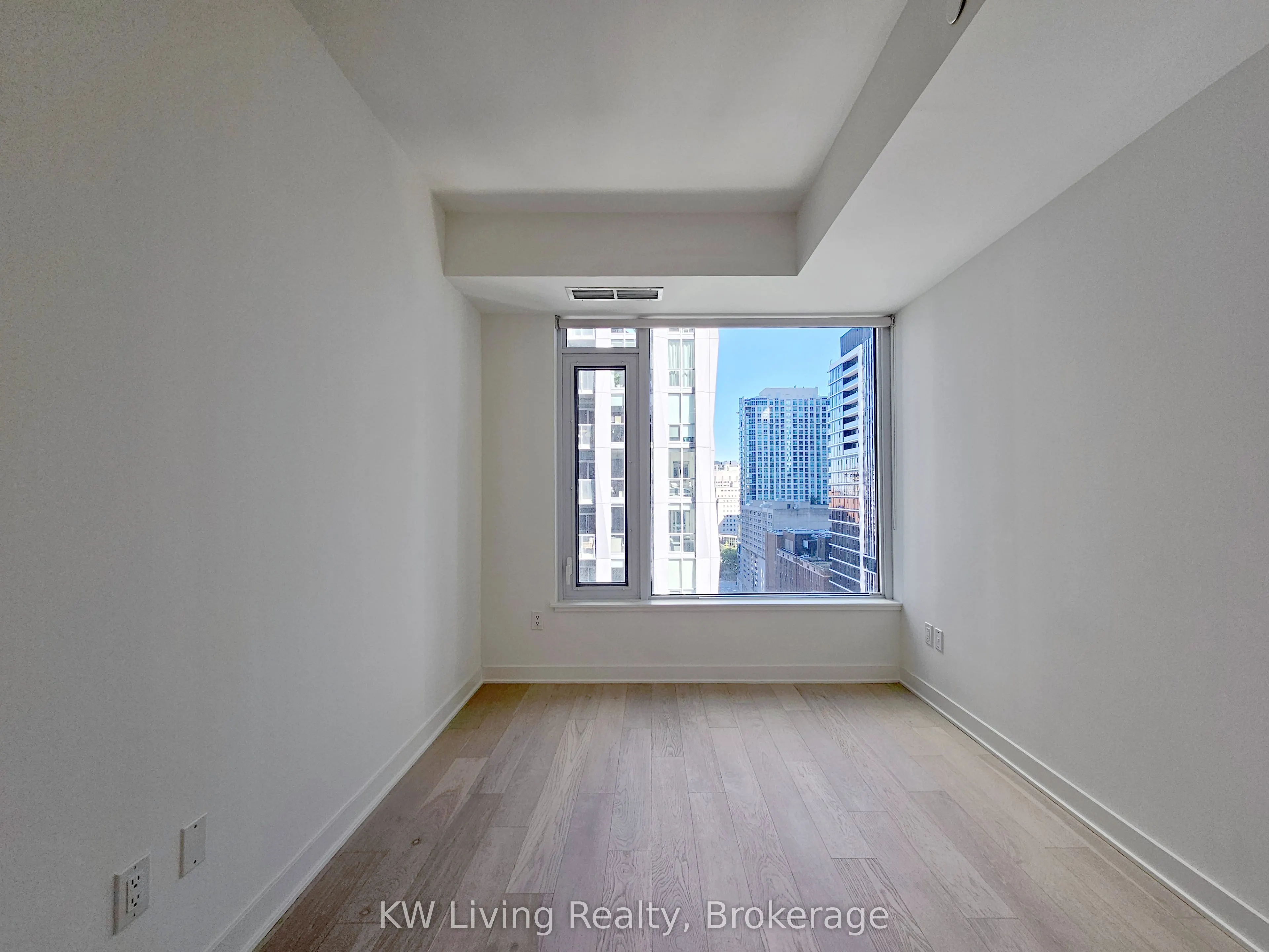 11 Yorkville Avenue #1309