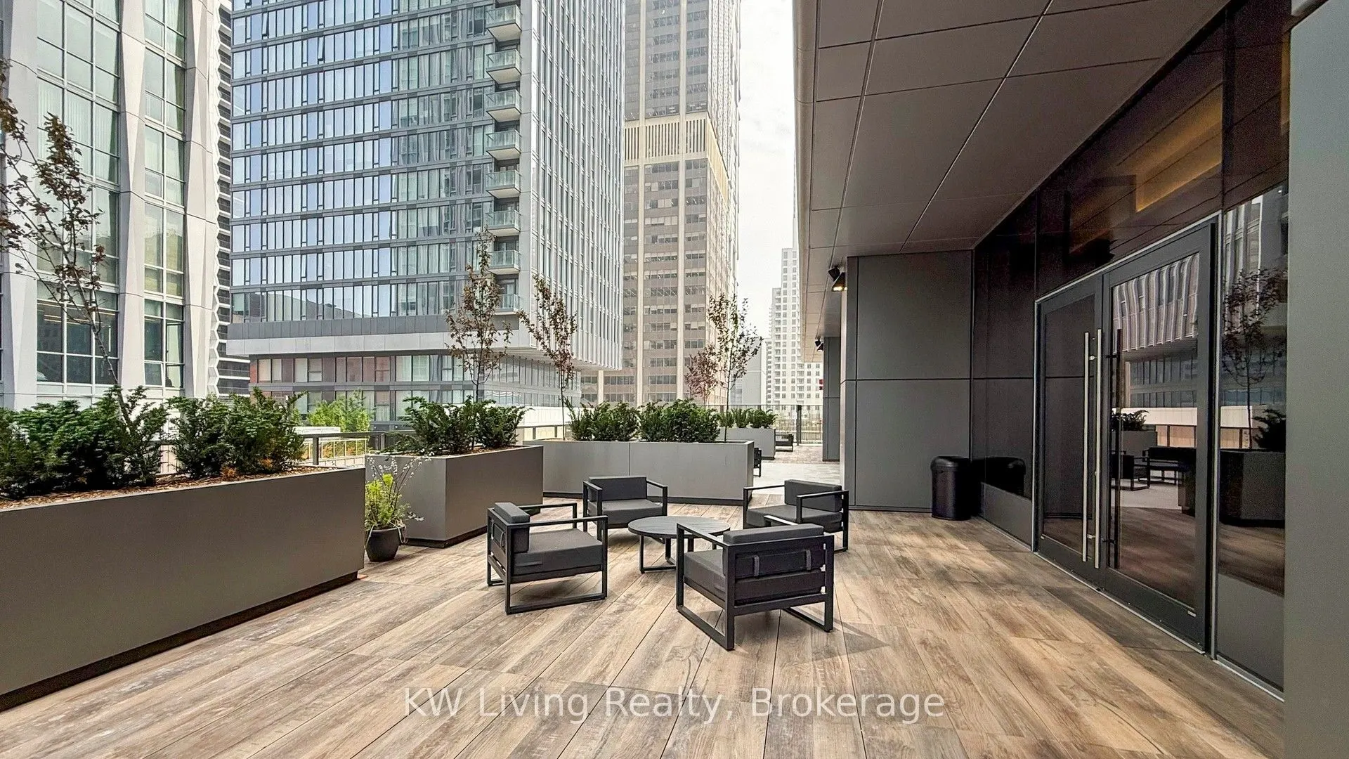 11 Yorkville Avenue #1309