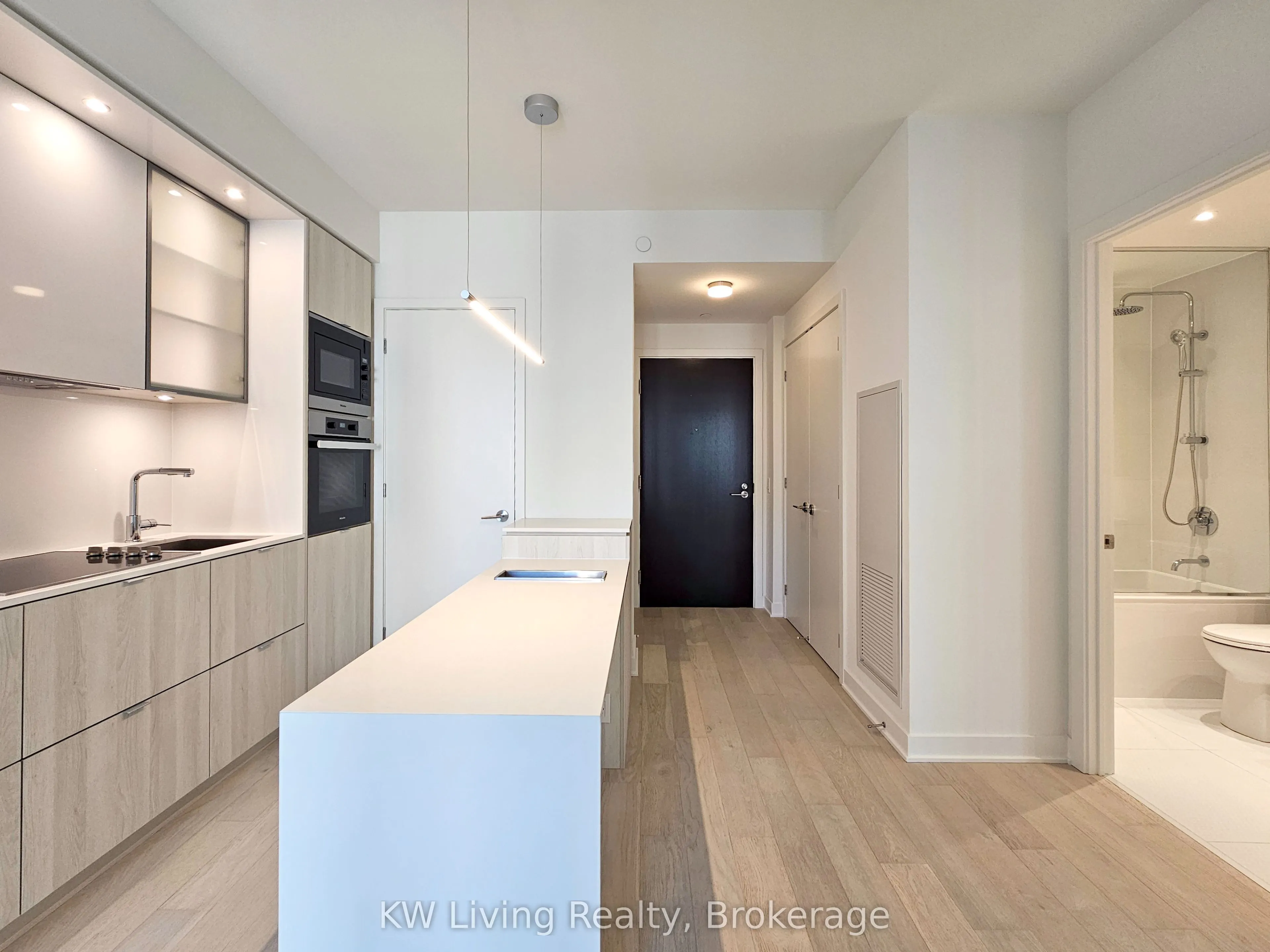 11 Yorkville Avenue #1309