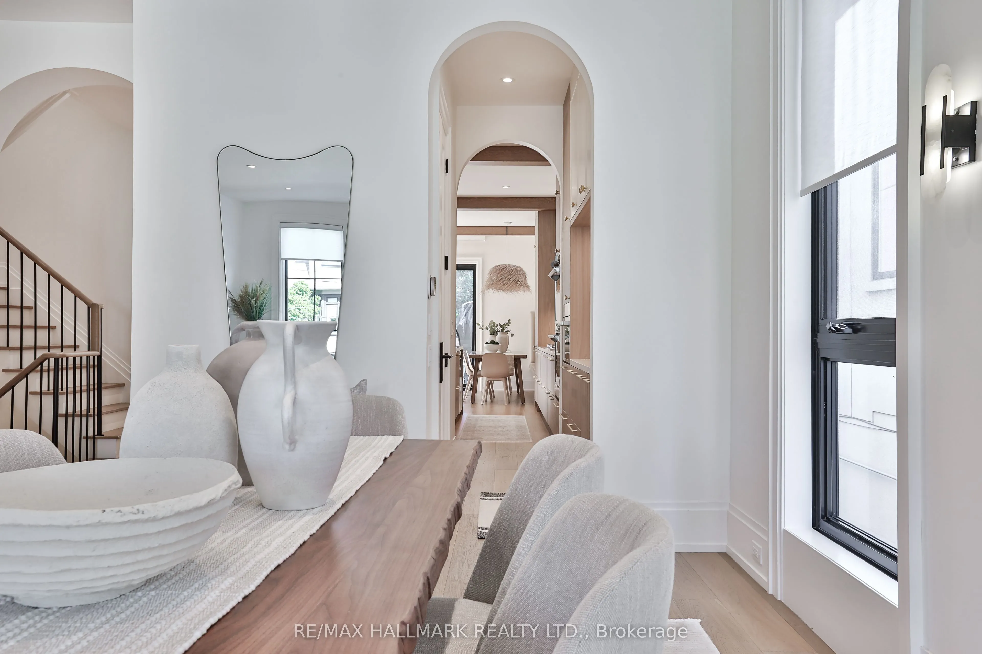 215 Ava Road