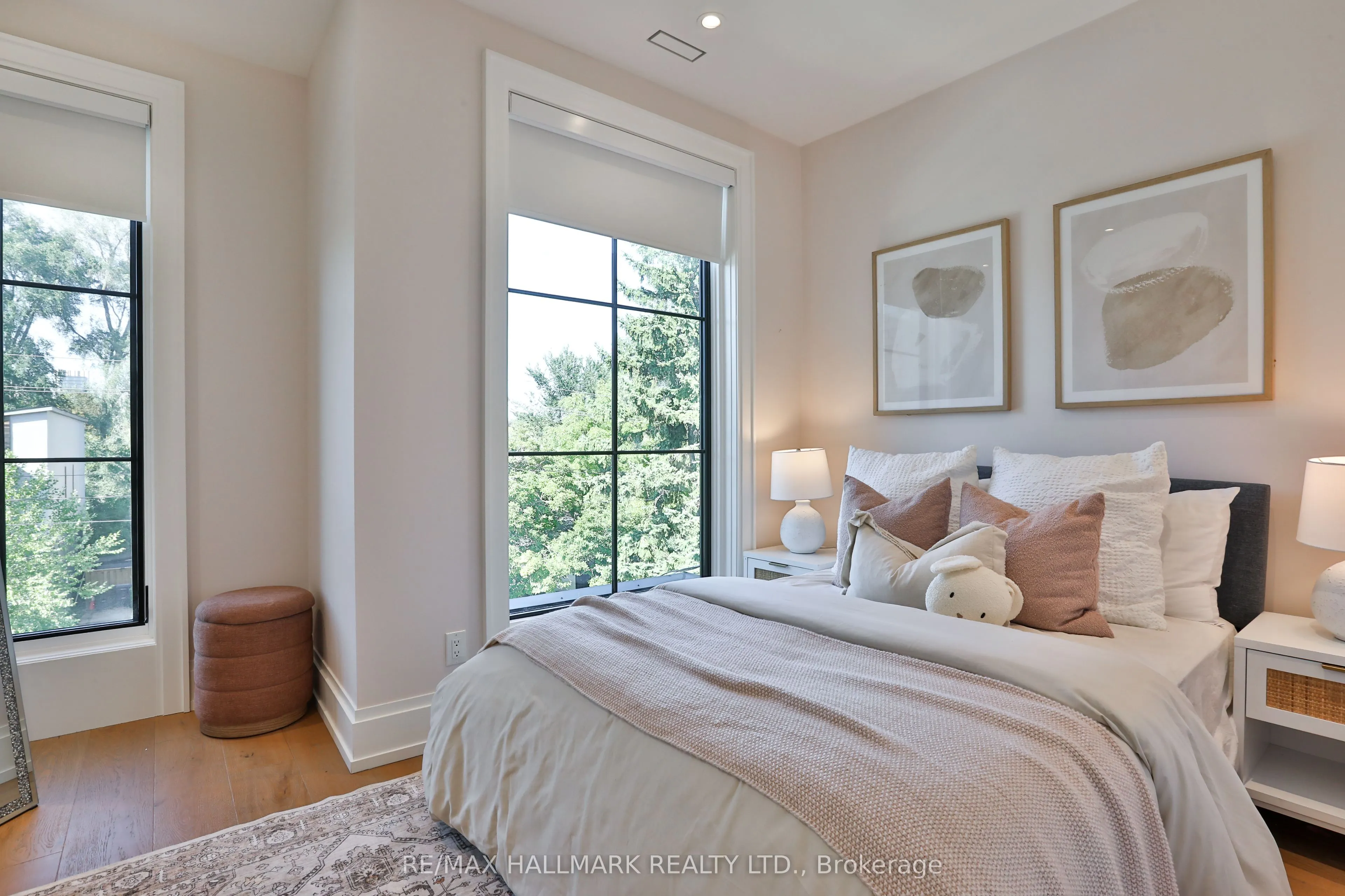 215 Ava Road