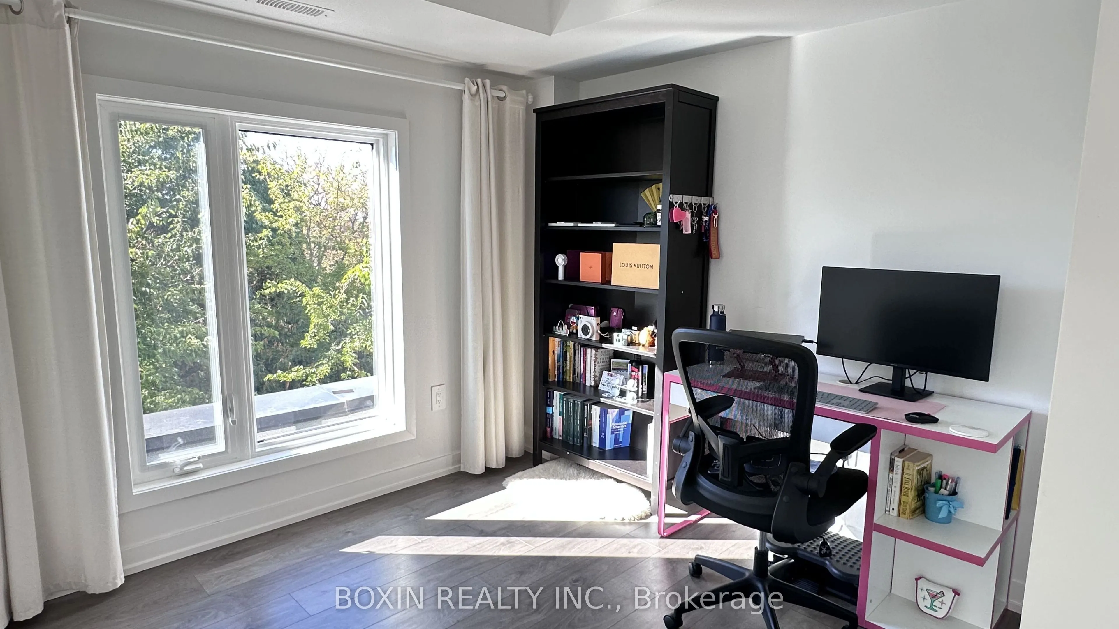 1660 Victoria Park Avenue #C222