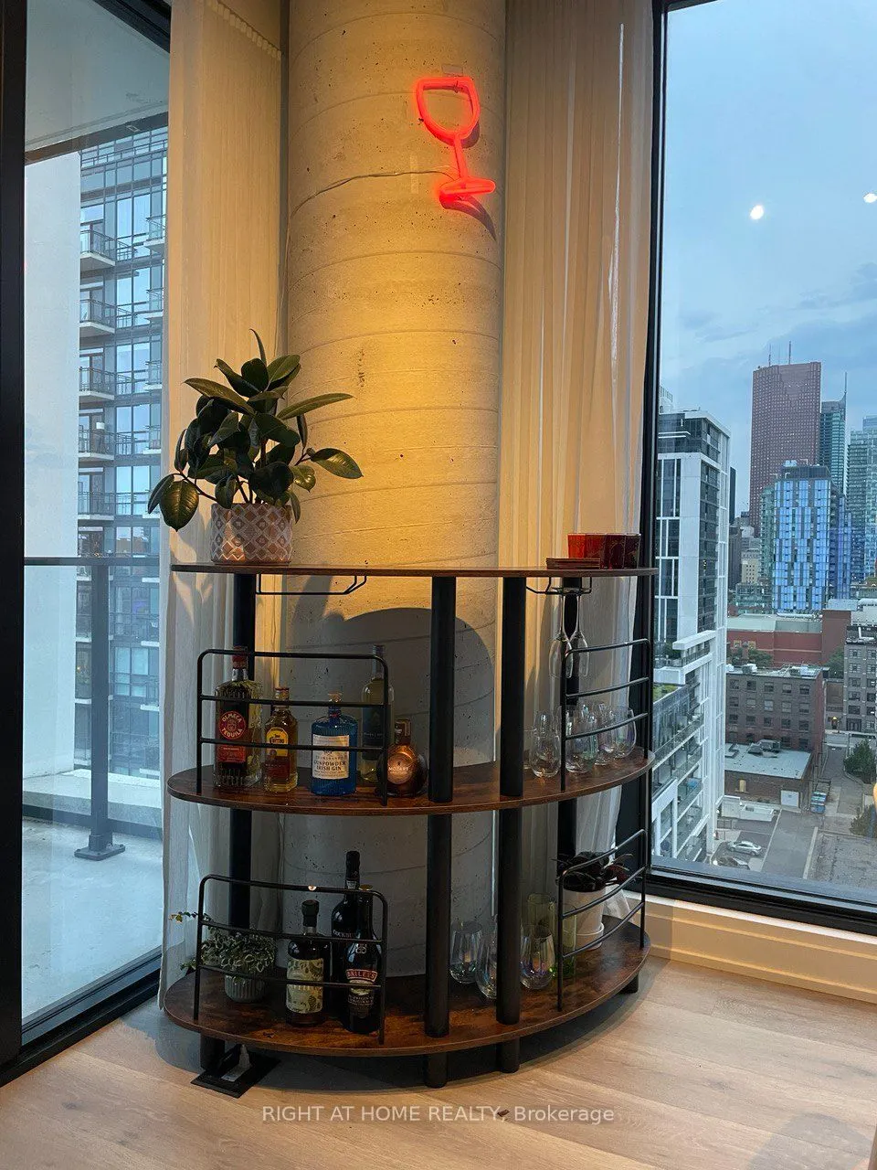 55 Ontario Street #1308