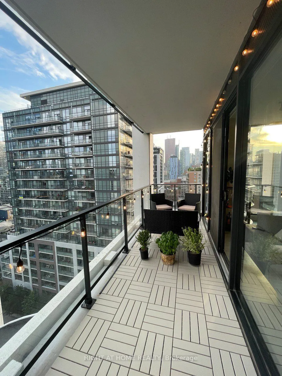 55 Ontario Street #1308
