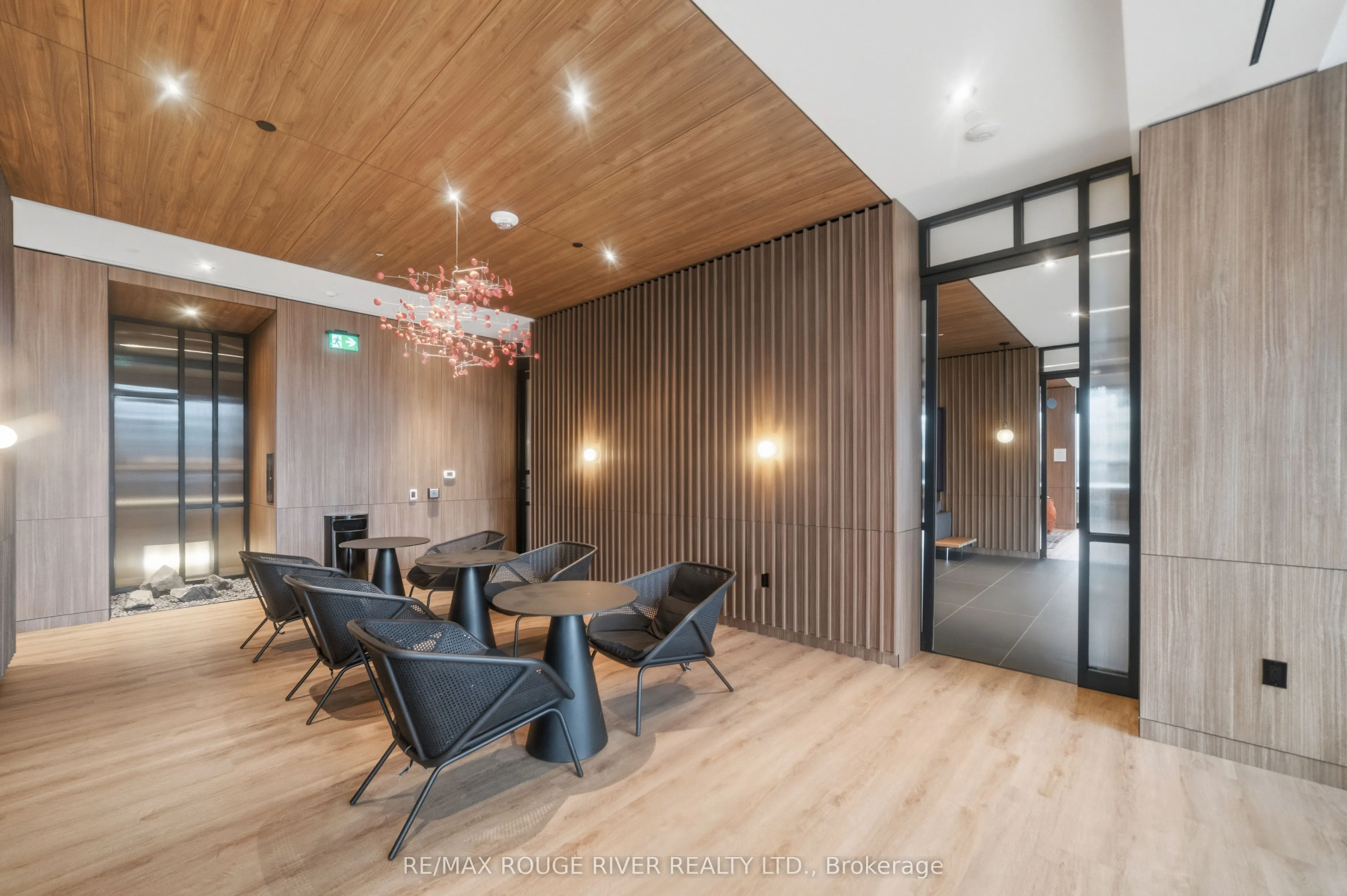 55 Charles Street E #3808