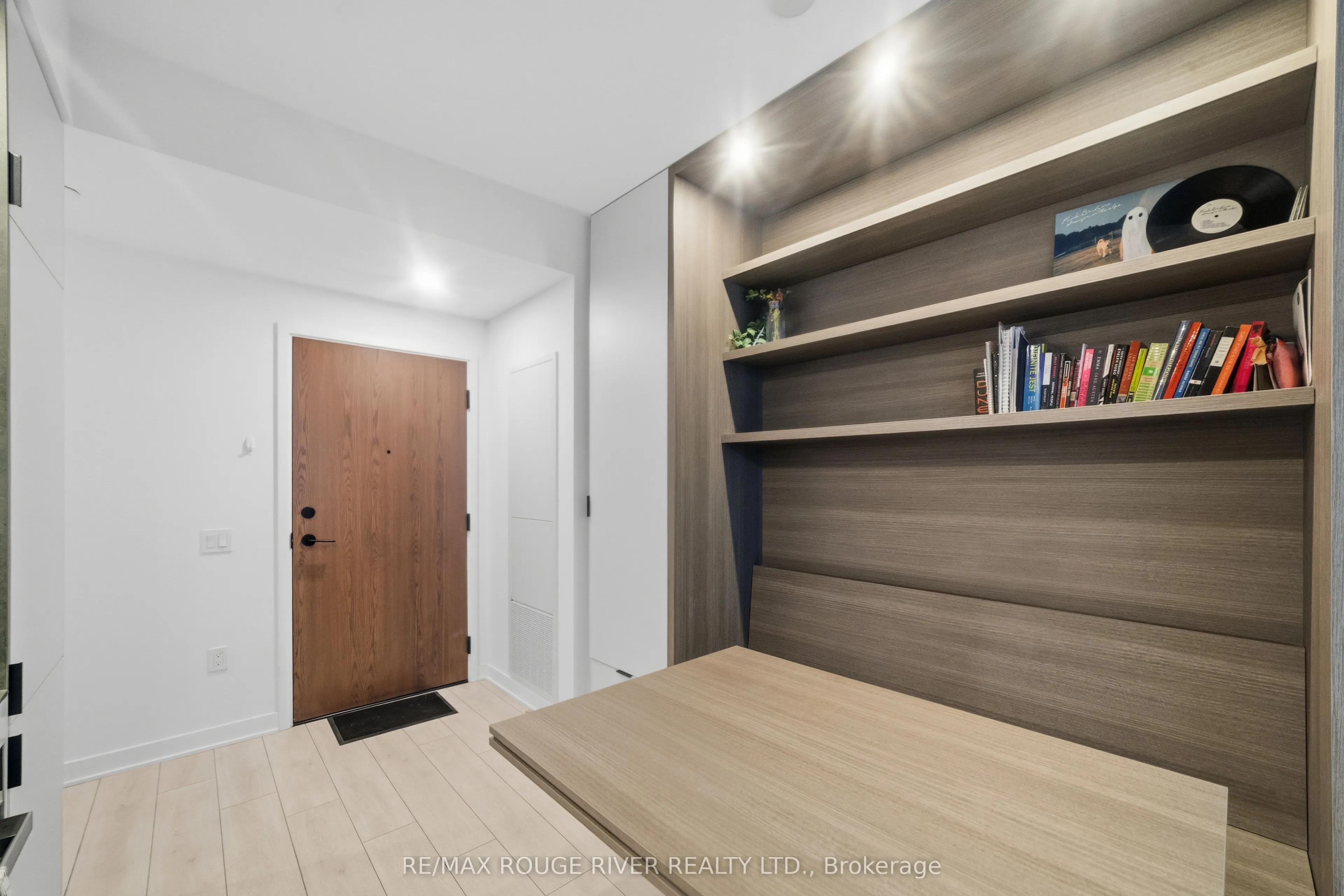 55 Charles Street E #3808