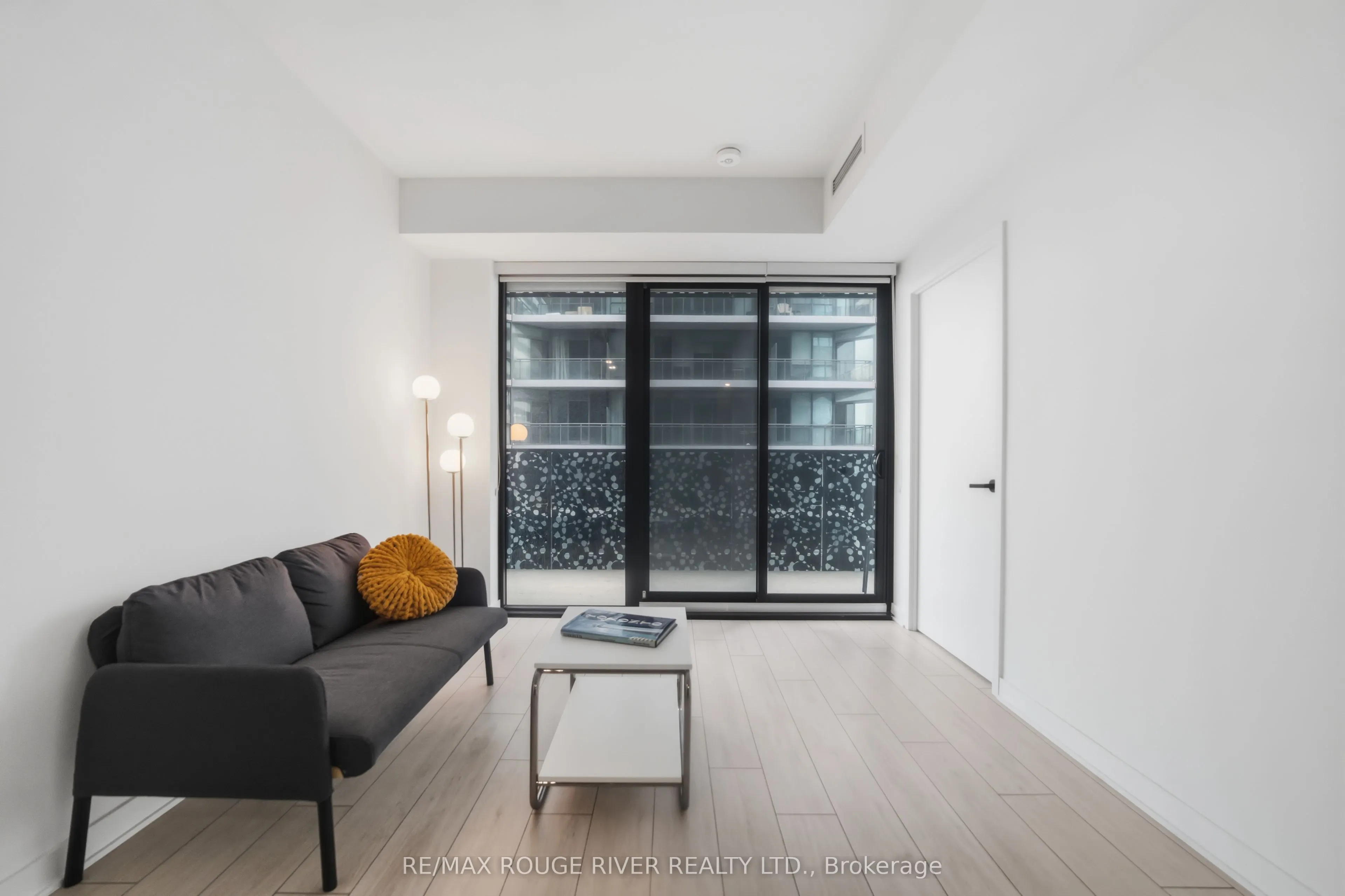 55 Charles Street E #3808