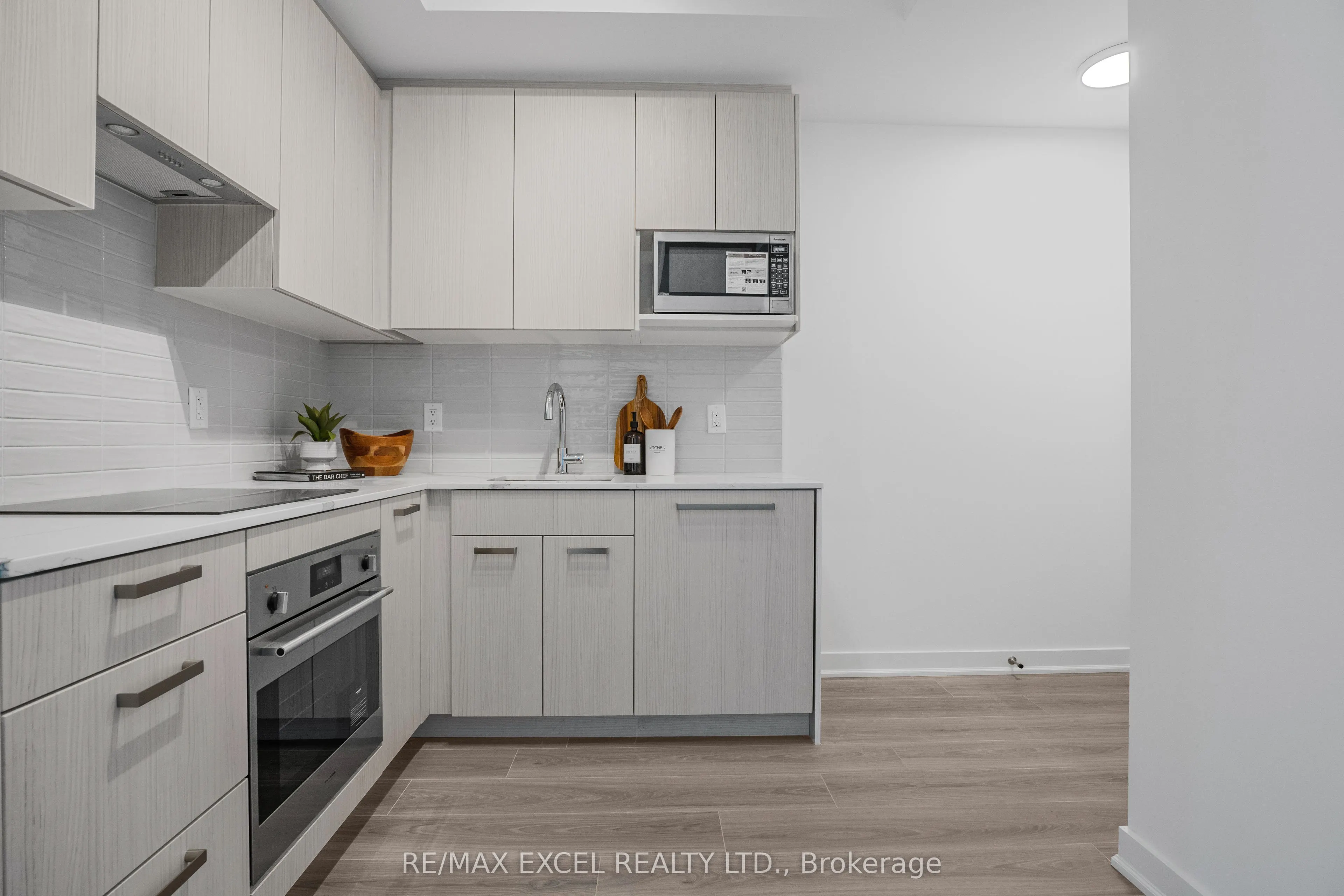 75 Curlew Drive #12