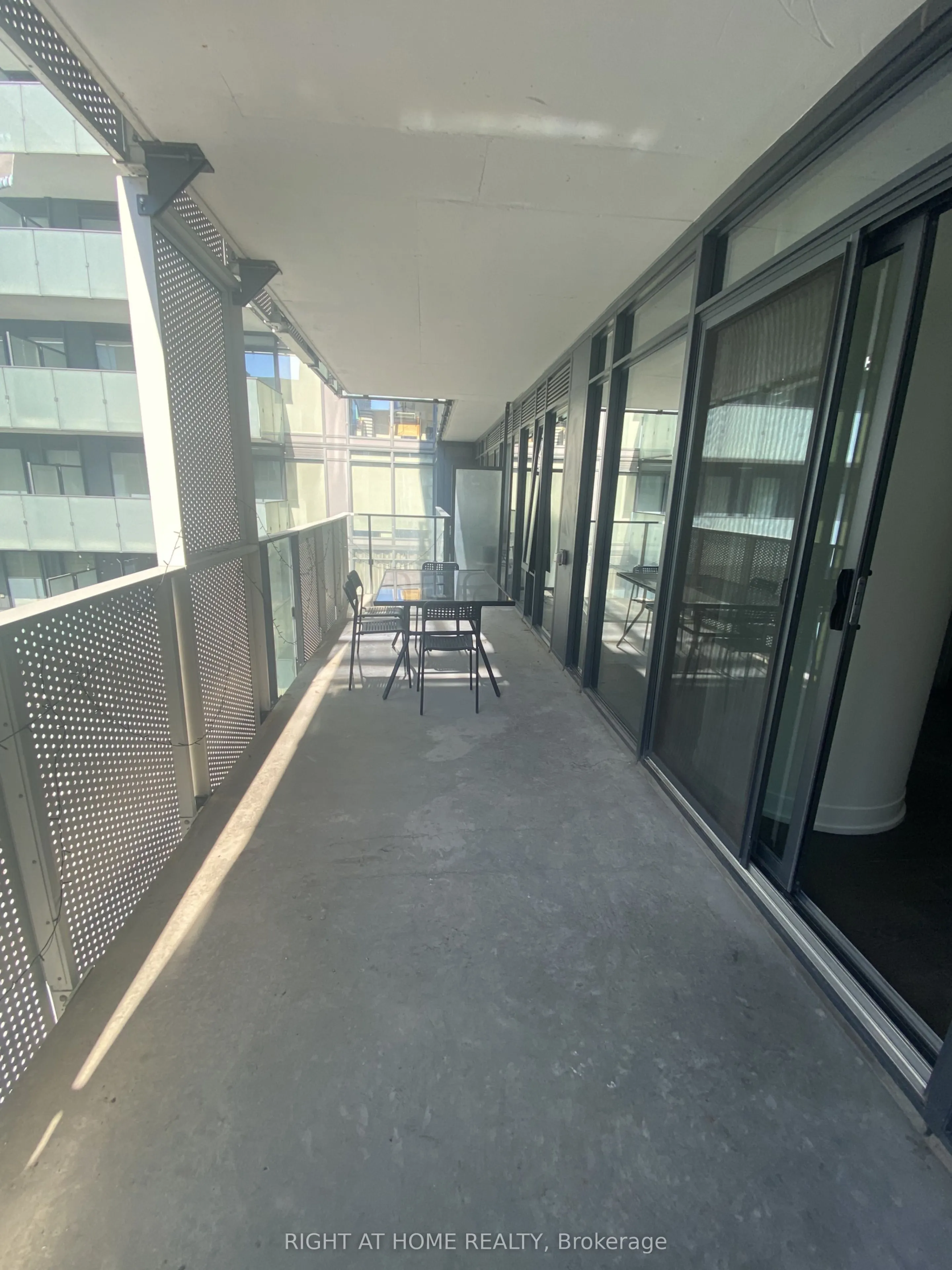 25 Richmond Street E #6
