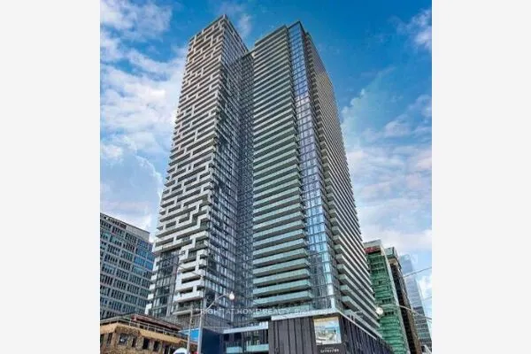 25 Richmond Street E #6