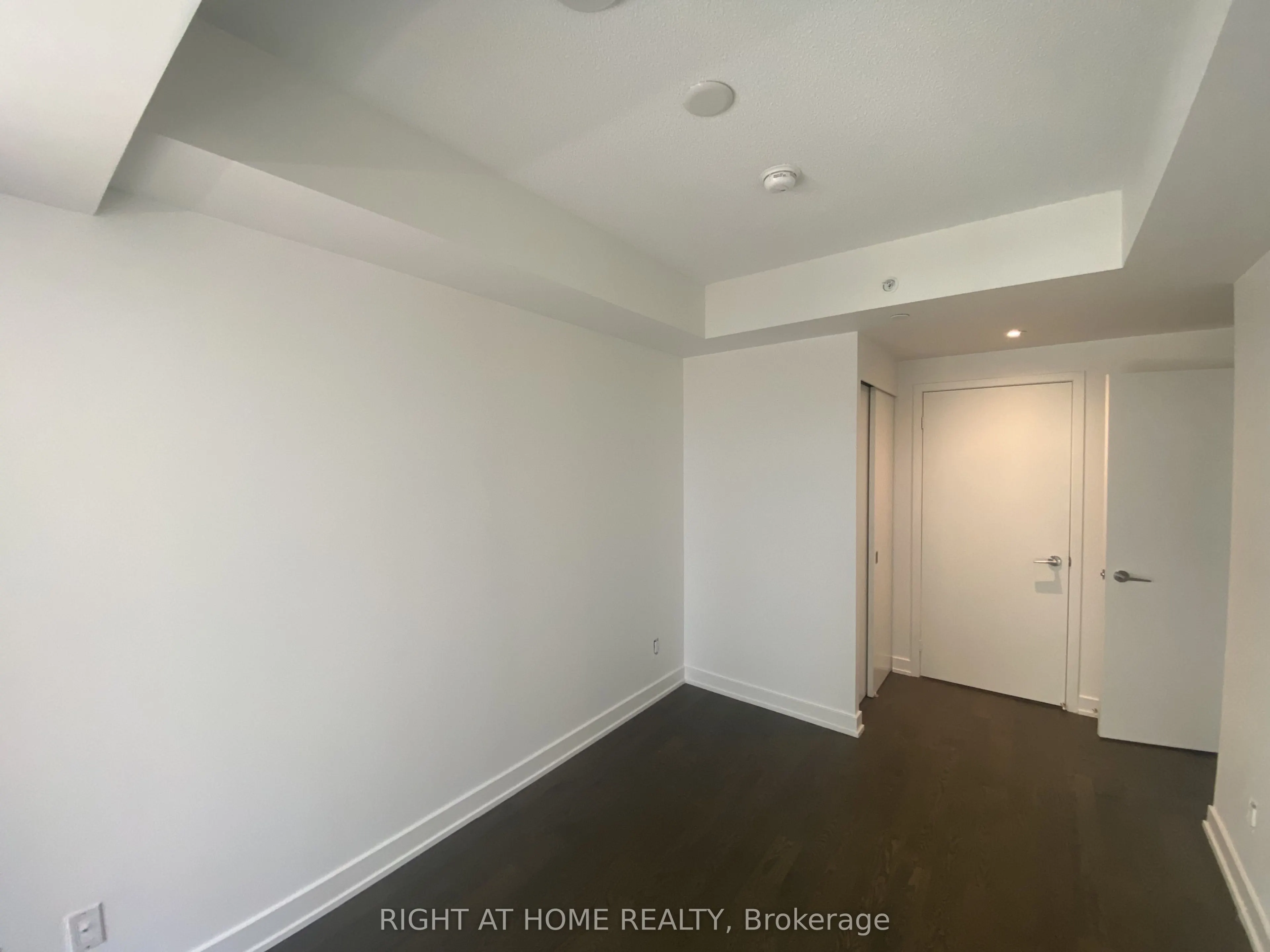 25 Richmond Street E #6