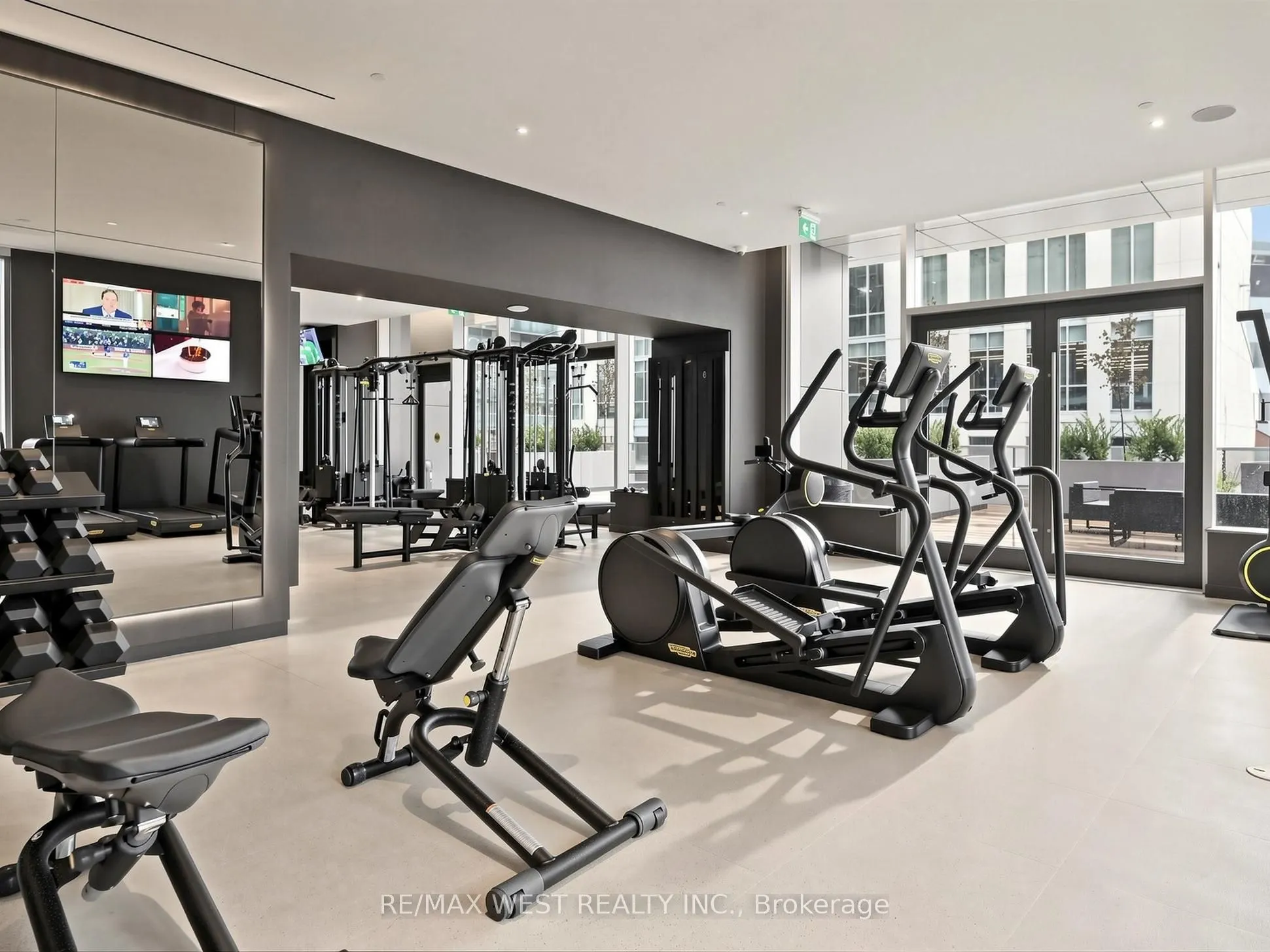 11 Yorkville Avenue #1709
