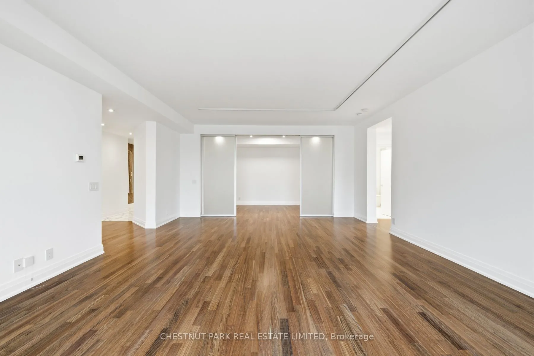 3 Mcalpine Street #803