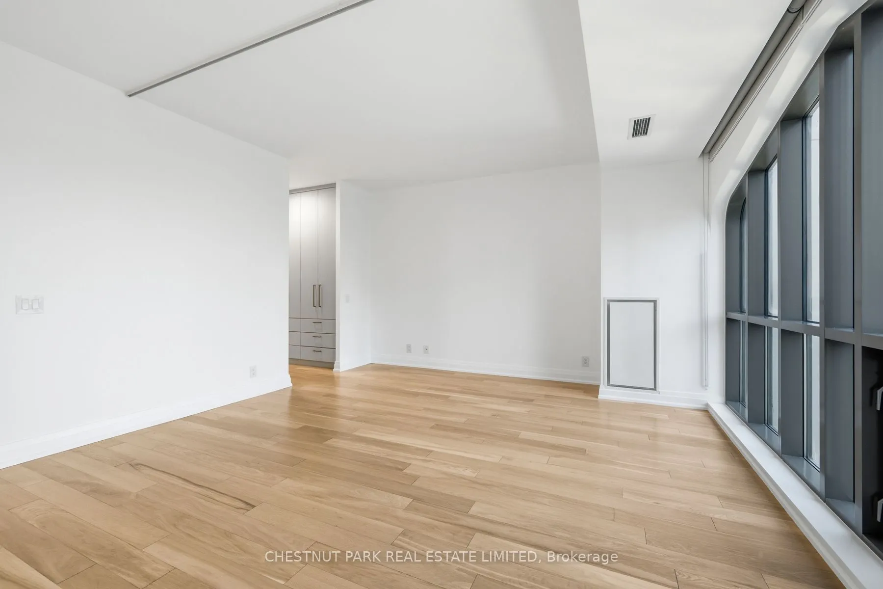 3 Mcalpine Street #803