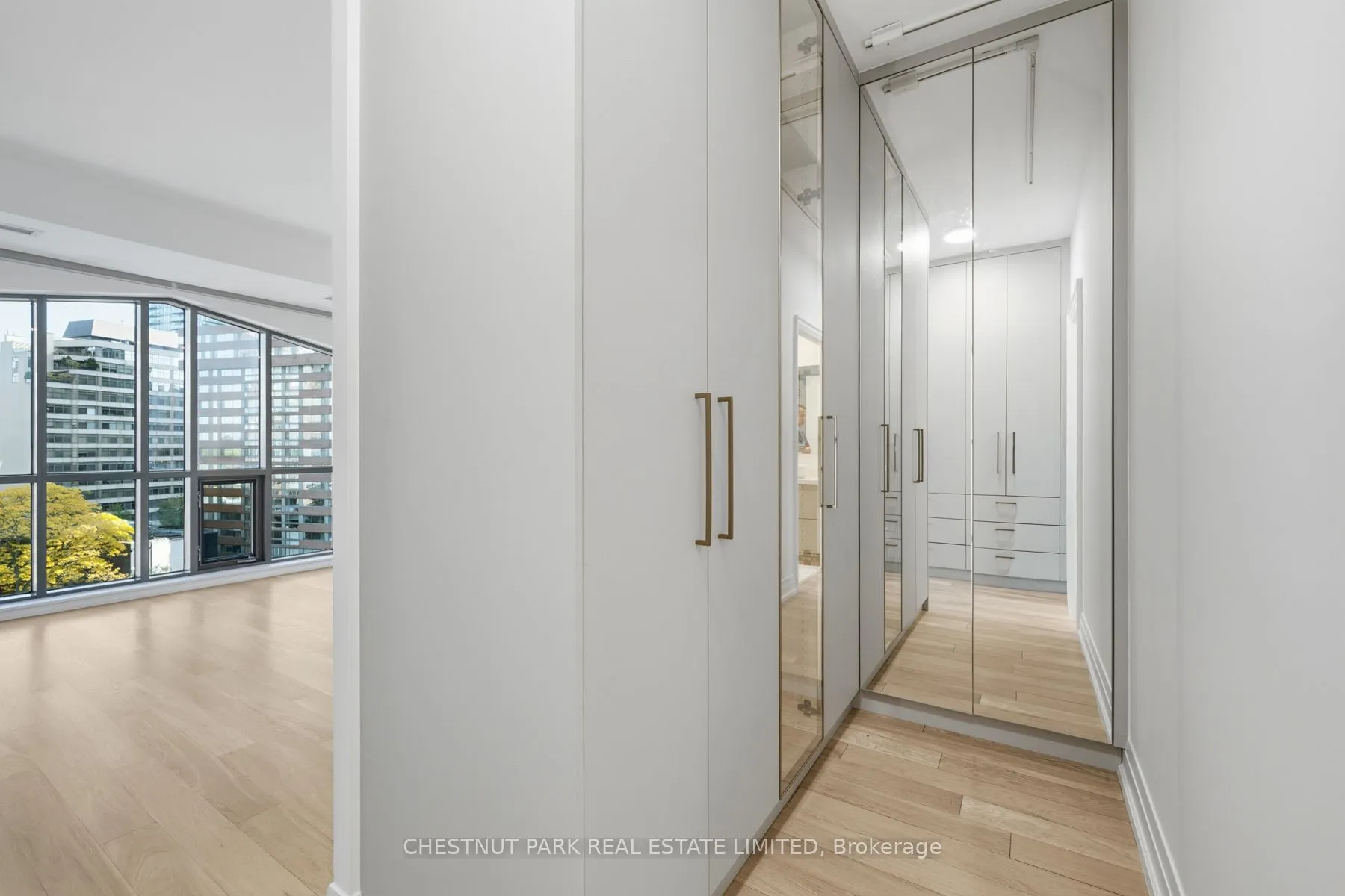 3 Mcalpine Street #803