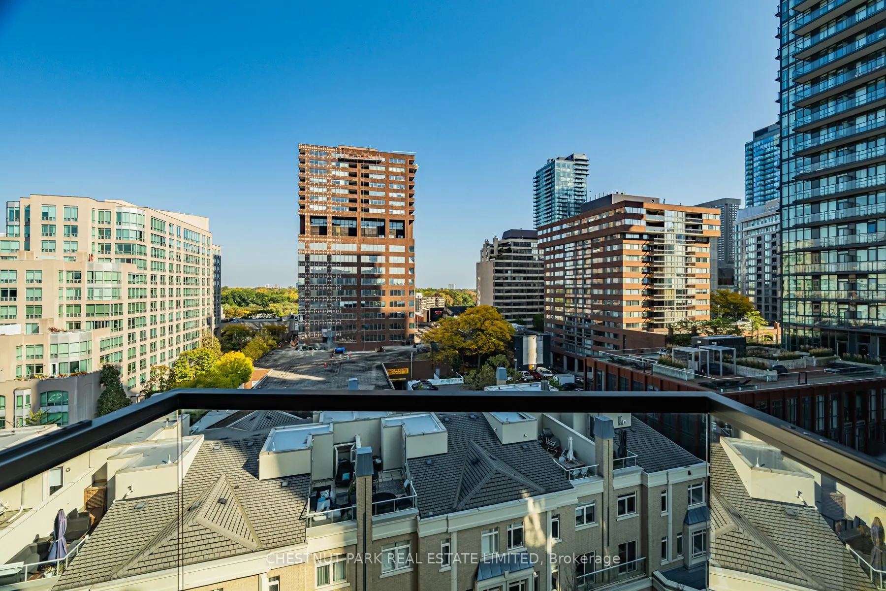 3 Mcalpine Street #803