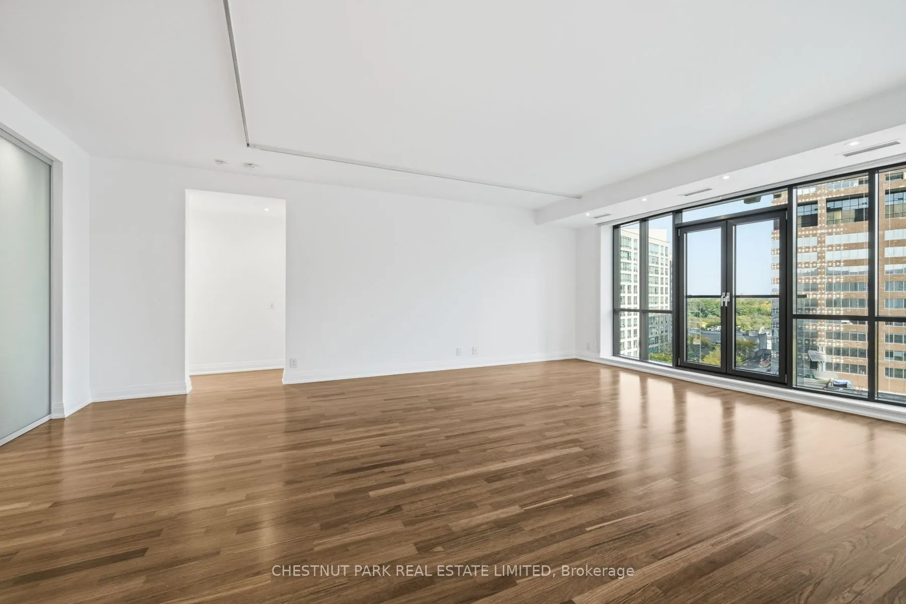 3 Mcalpine Street #803