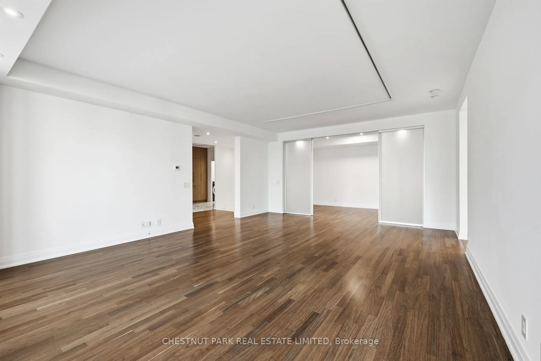 3 Mcalpine Street #803