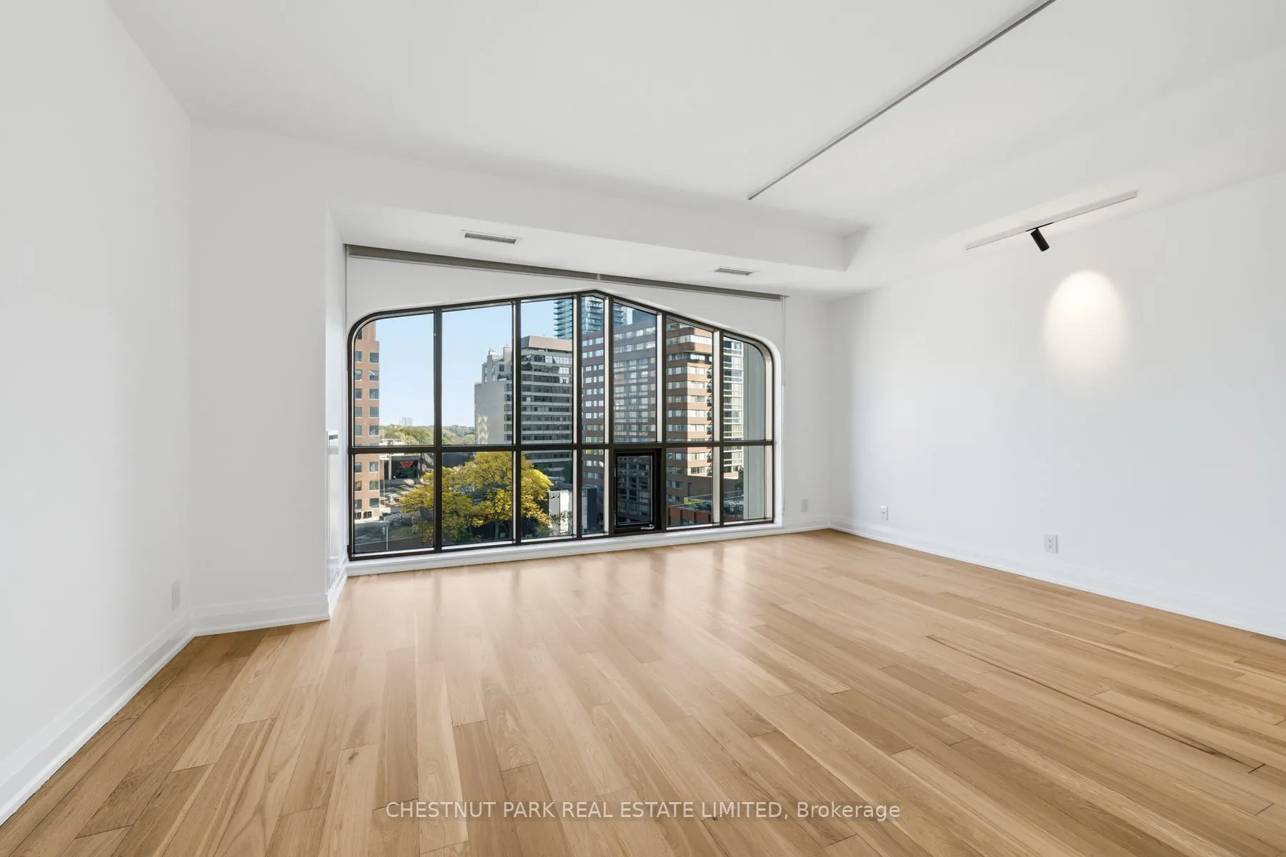 3 Mcalpine Street #803