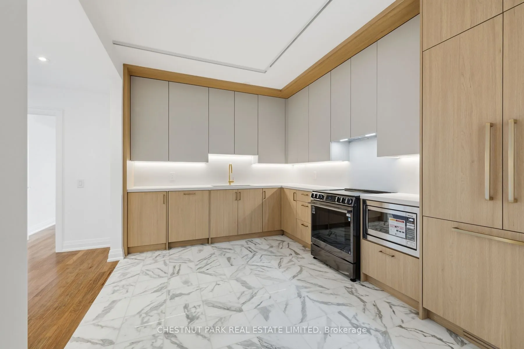 3 Mcalpine Street #803