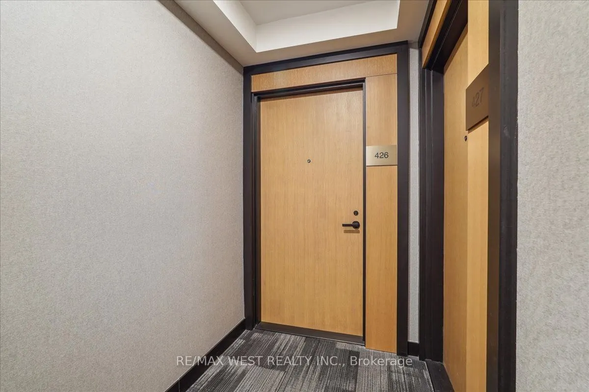 8 Tippett Road #426