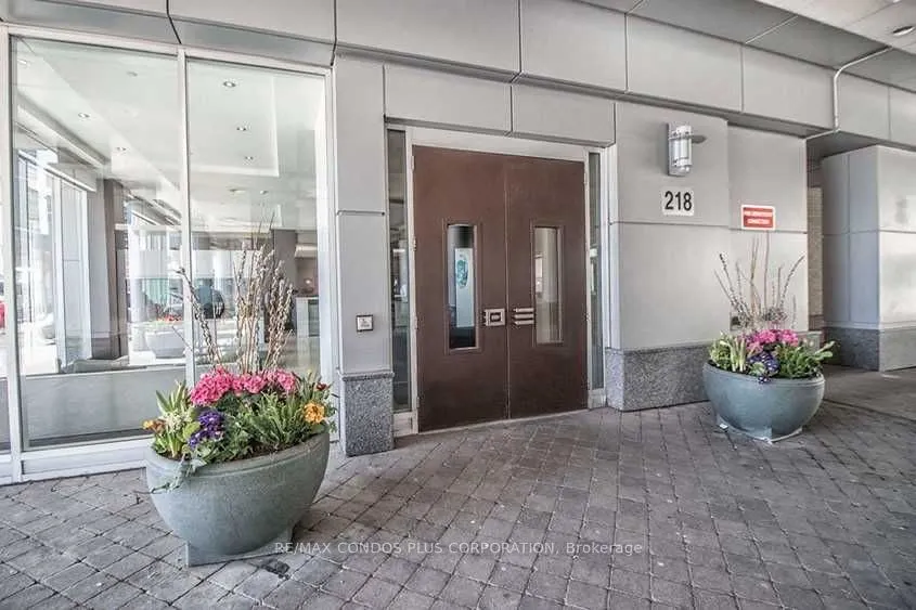 218 Queens Quay W #2408