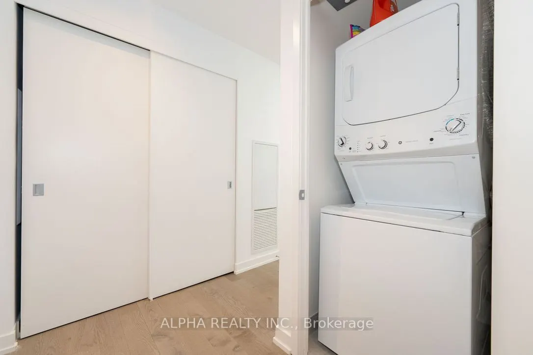 20 Lombard Street #4207