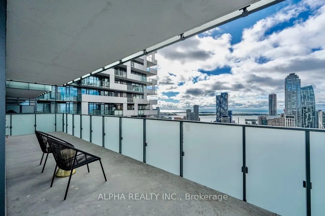 20 Lombard Street #4207