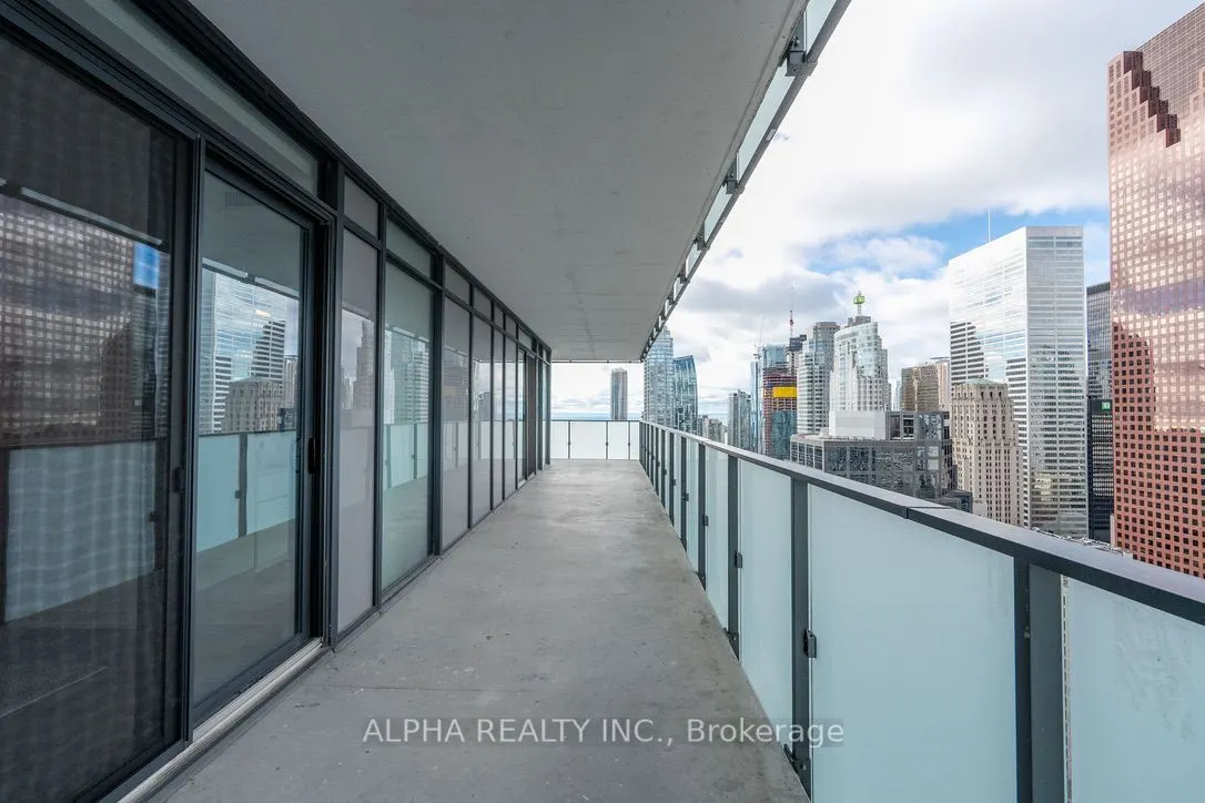 20 Lombard Street #4207