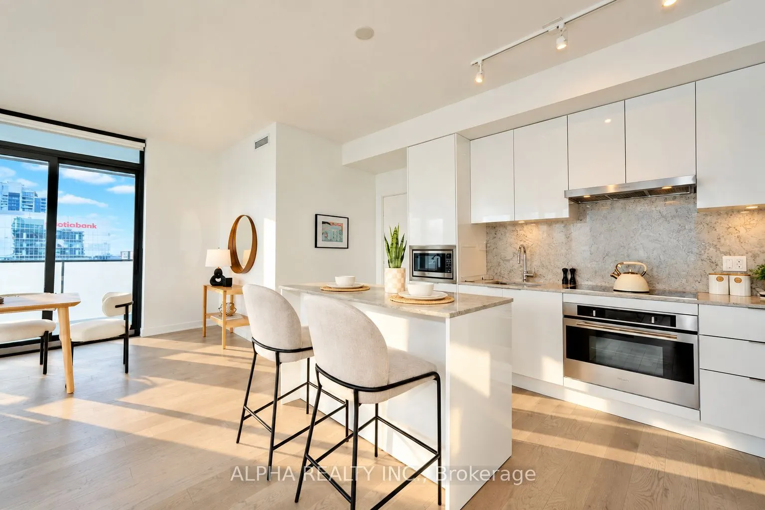 20 Lombard Street #4207