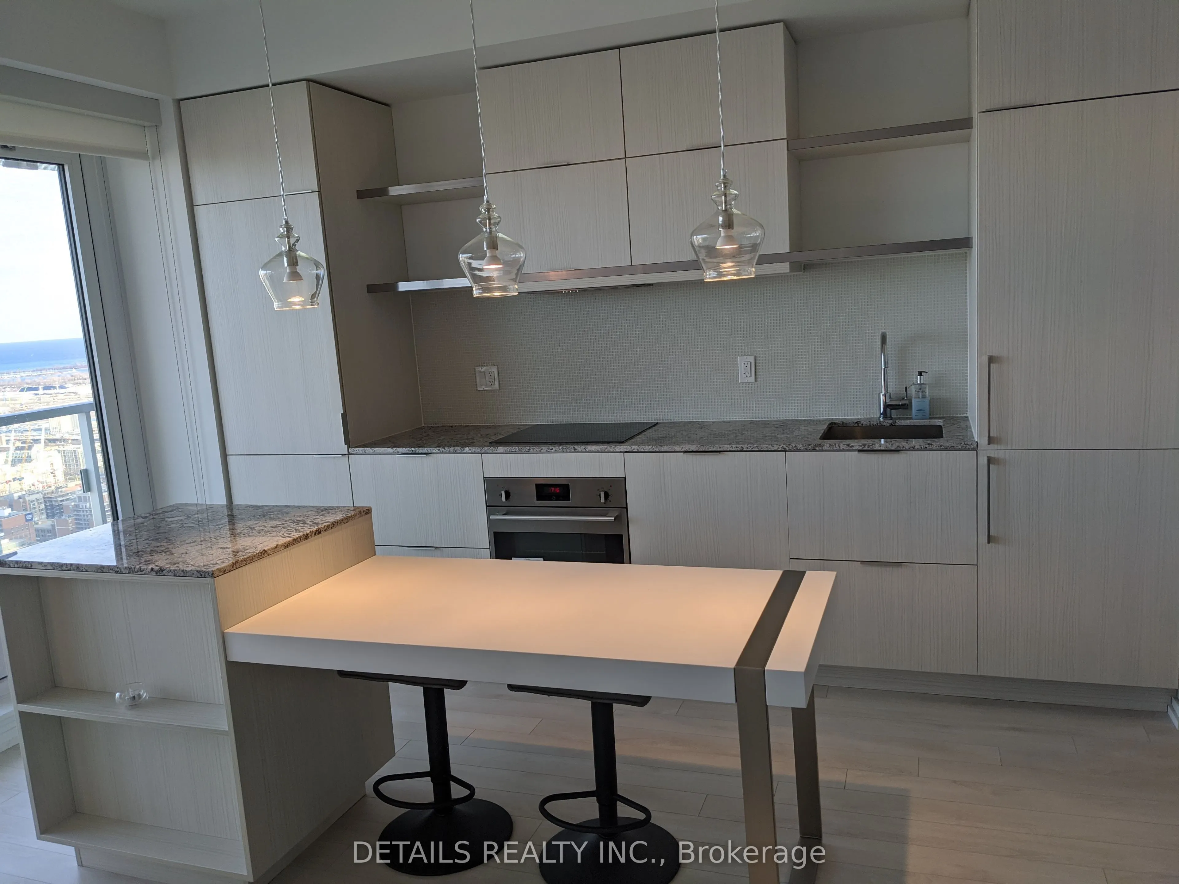 197 Yonge Street #4603