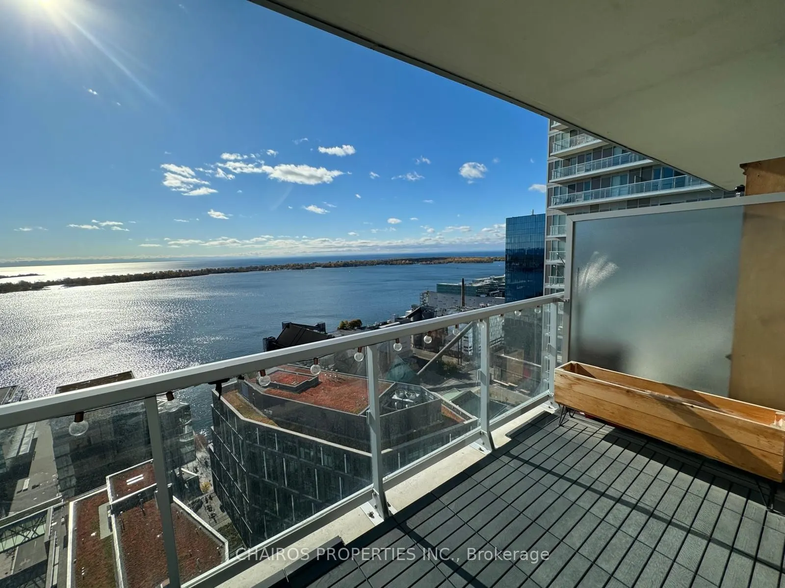 20 Richardson Street N #2904