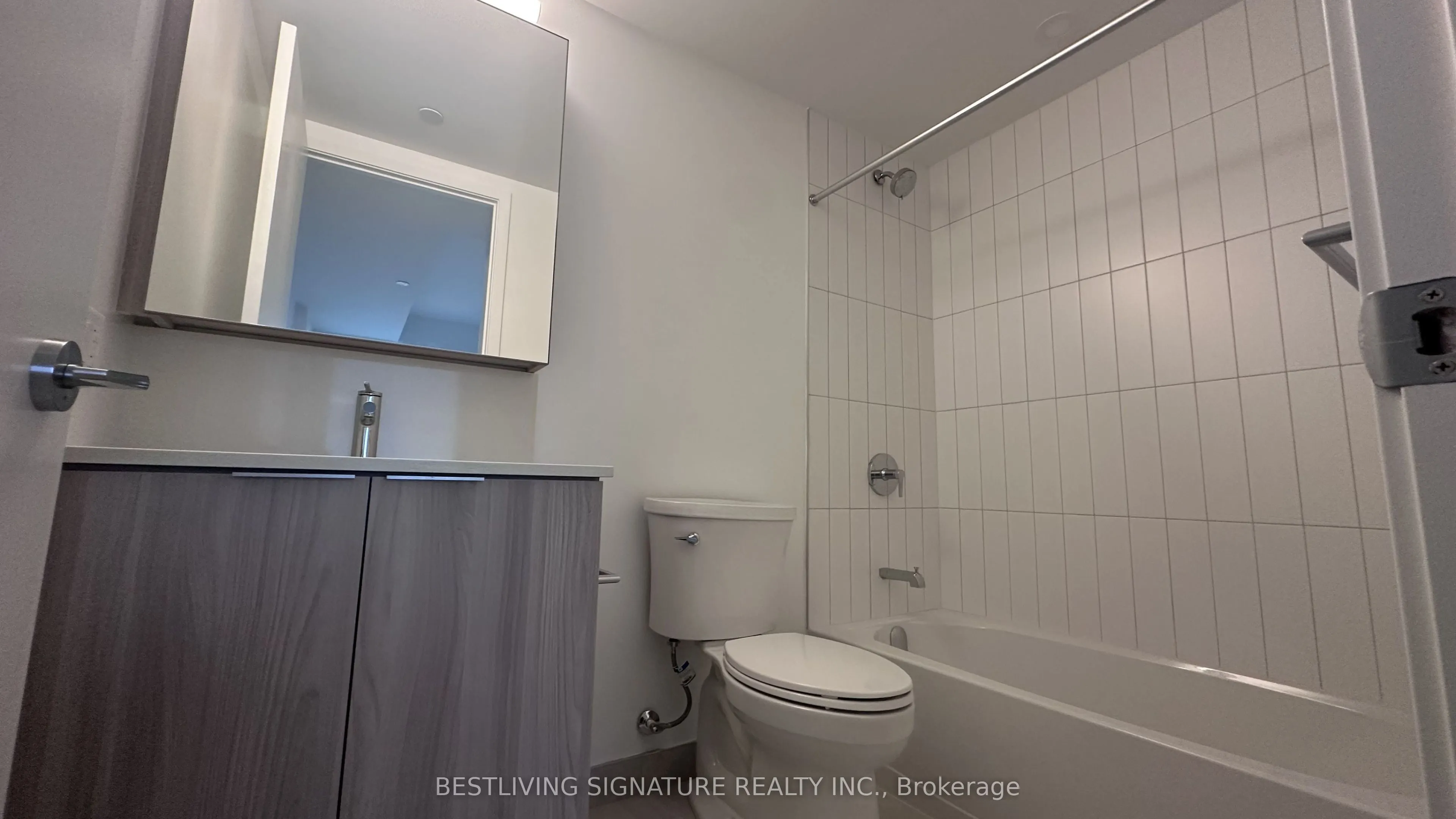 15 David Salomon Drive #3603