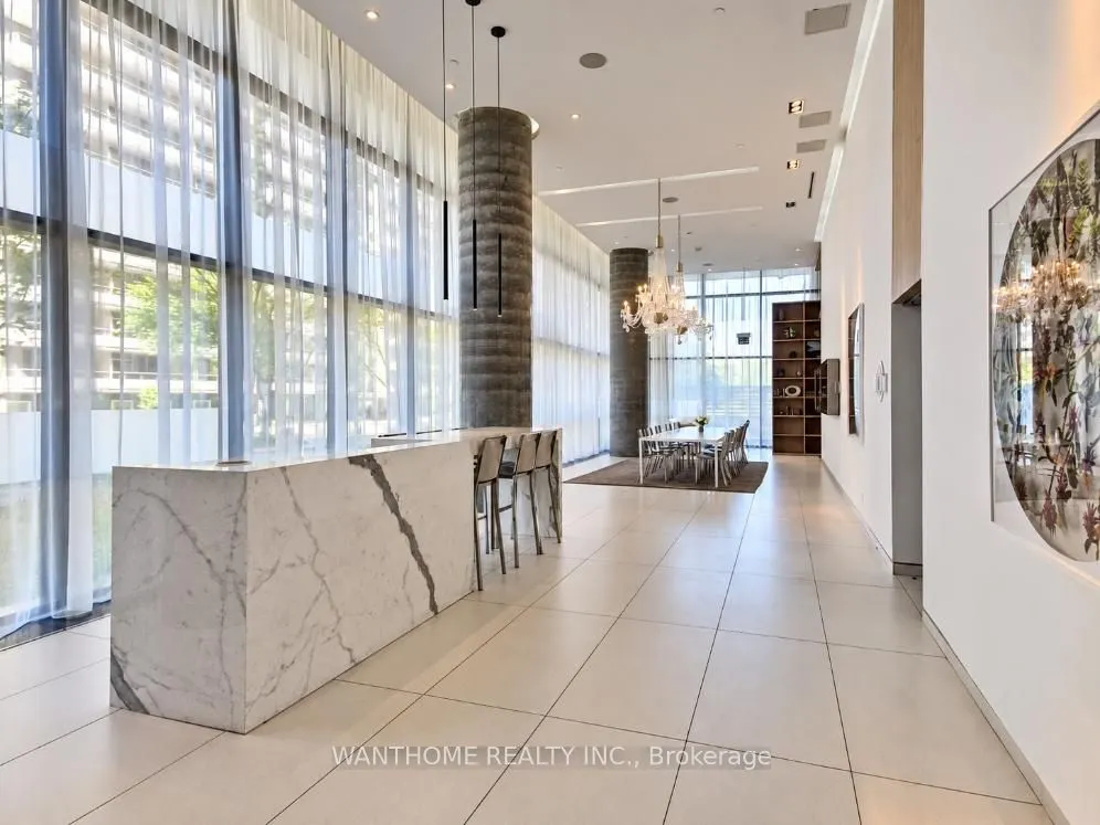 185 Roehampton Avenue S #1710