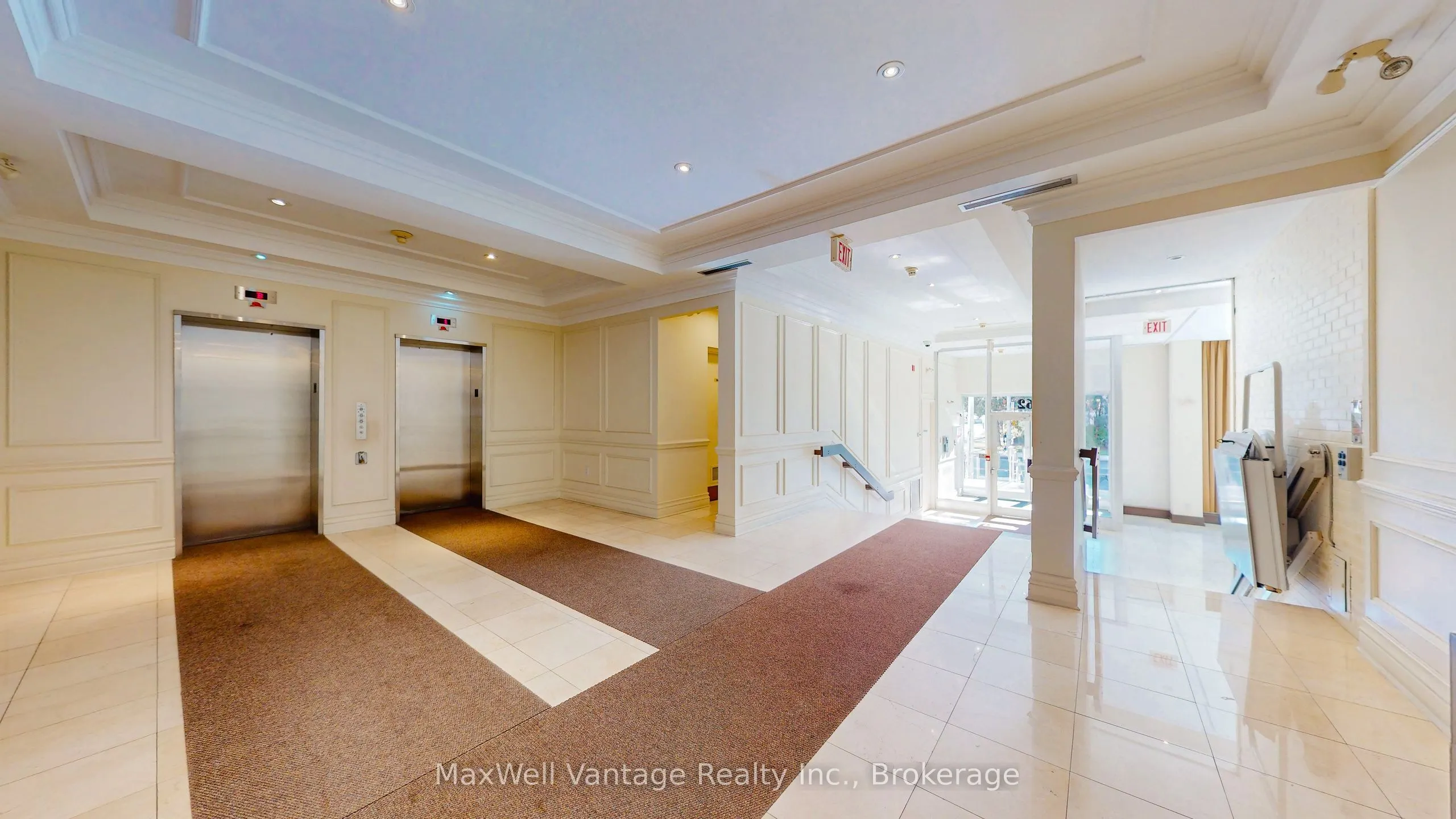 562 Eglinton Avenue E #403